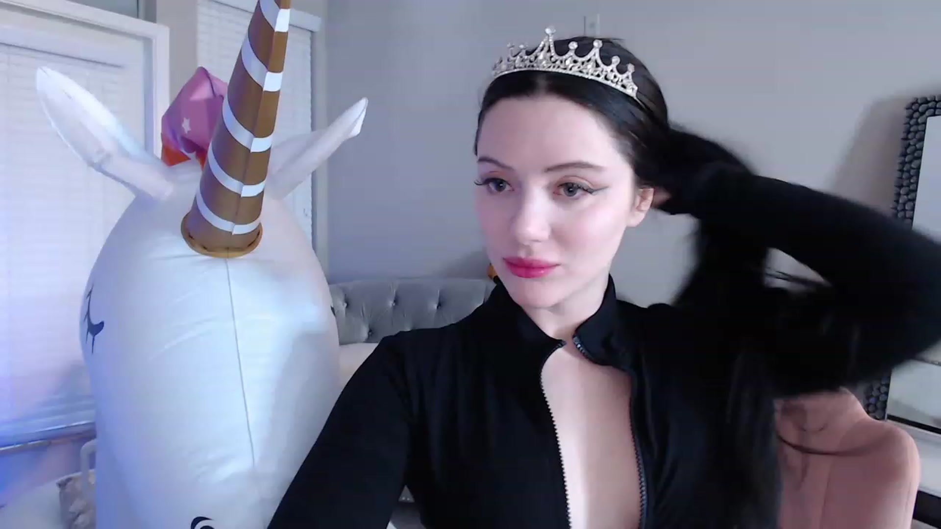 Gallery image thumbnail from Pink_Fawnnn's myfreecams stream on, 06/16/2023, 11:06 image 11 of 20