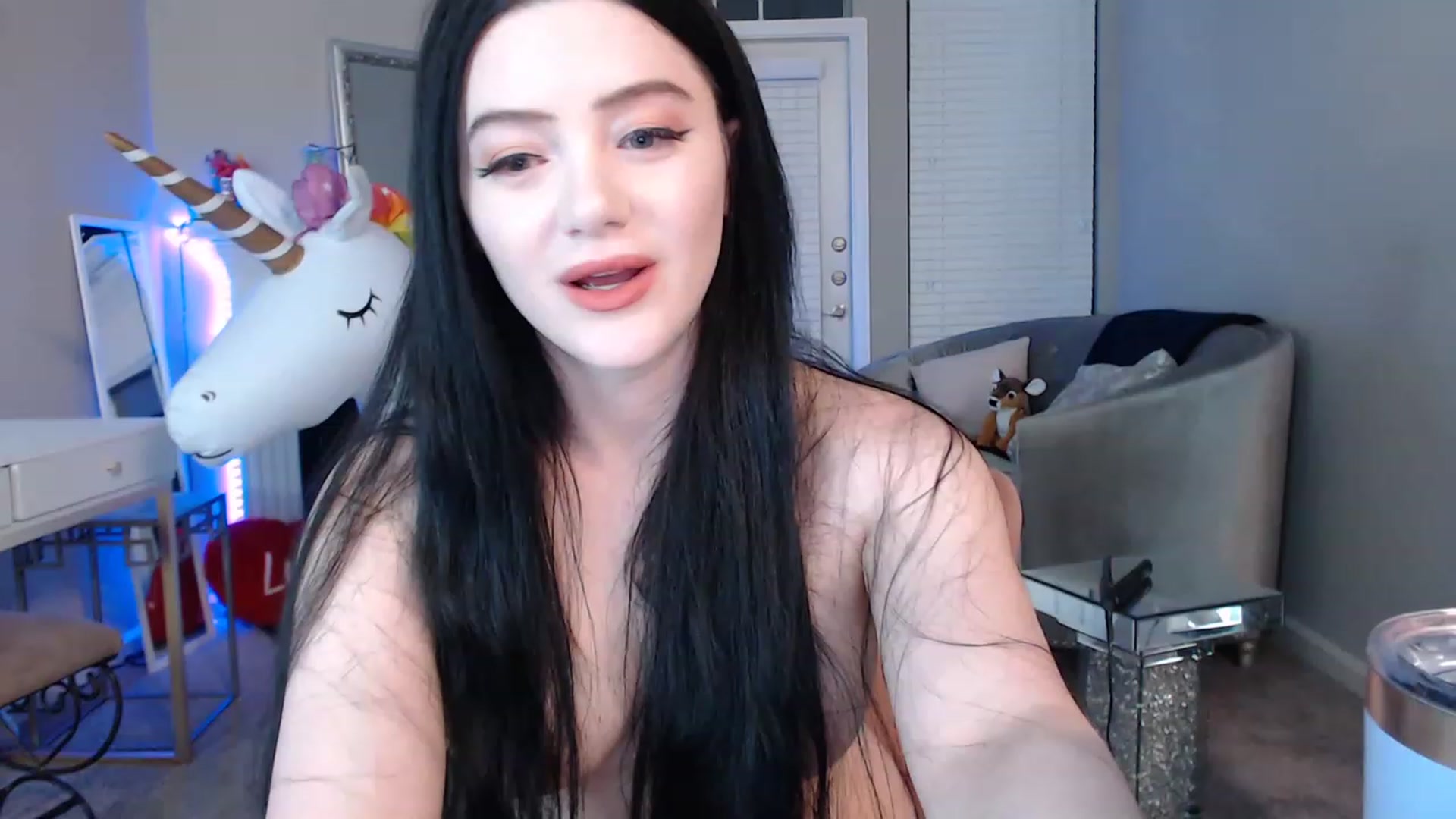 Gallery image thumbnail from Pink_Fawnnn's myfreecams stream on, 06/25/2023, 06:35 image 4 of 20