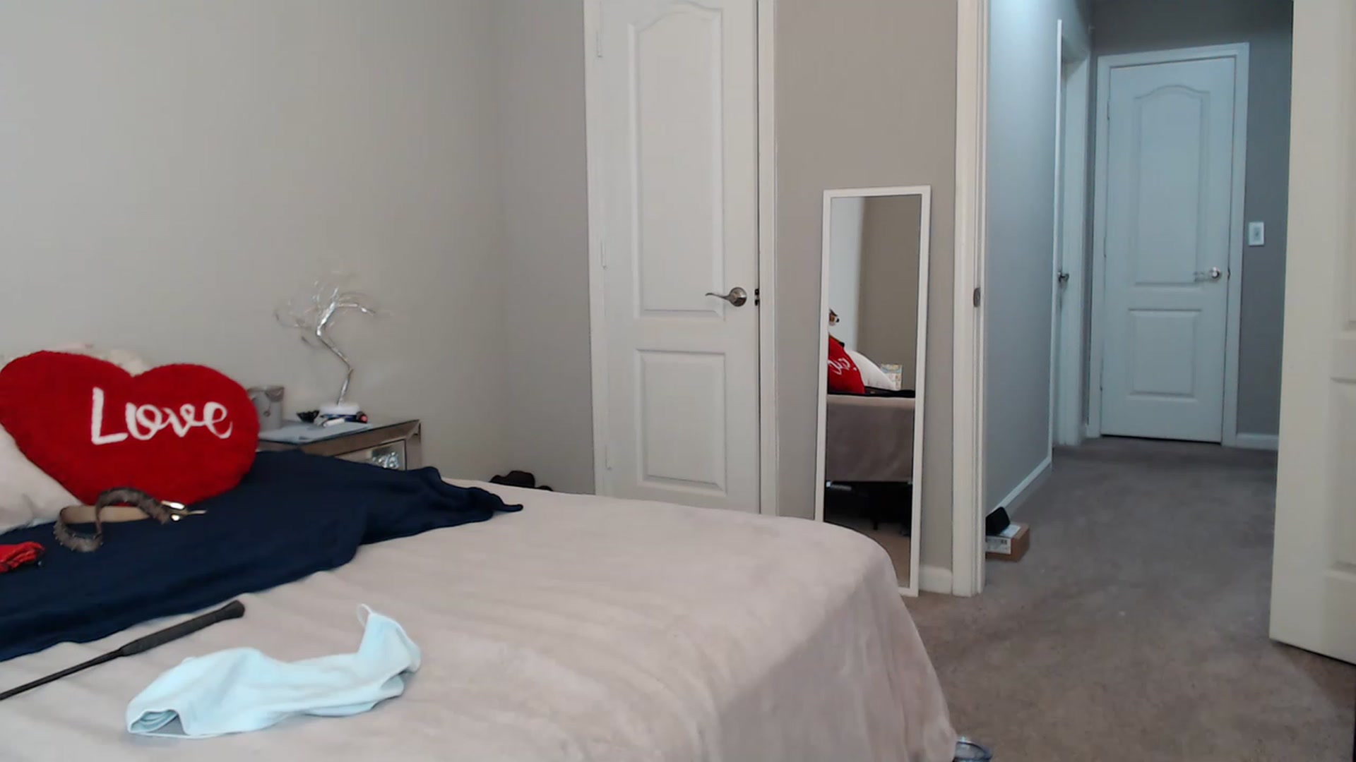 Gallery image thumbnail from Pink_Fawnnn's myfreecams stream on, 06/26/2023, 07:15 image 13 of 20
