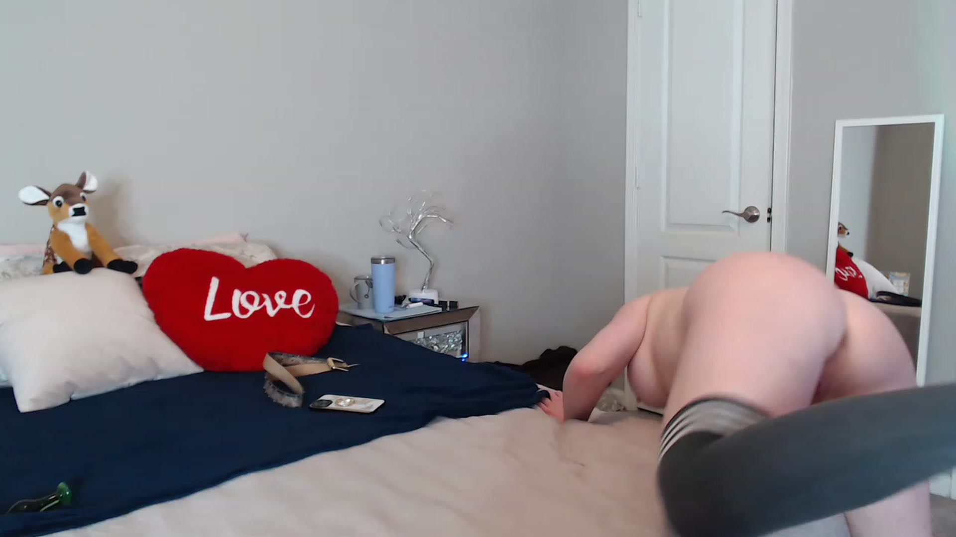 Gallery image thumbnail from Pink_Fawnnn's myfreecams stream on, 06/26/2023, 07:15 image 10 of 20