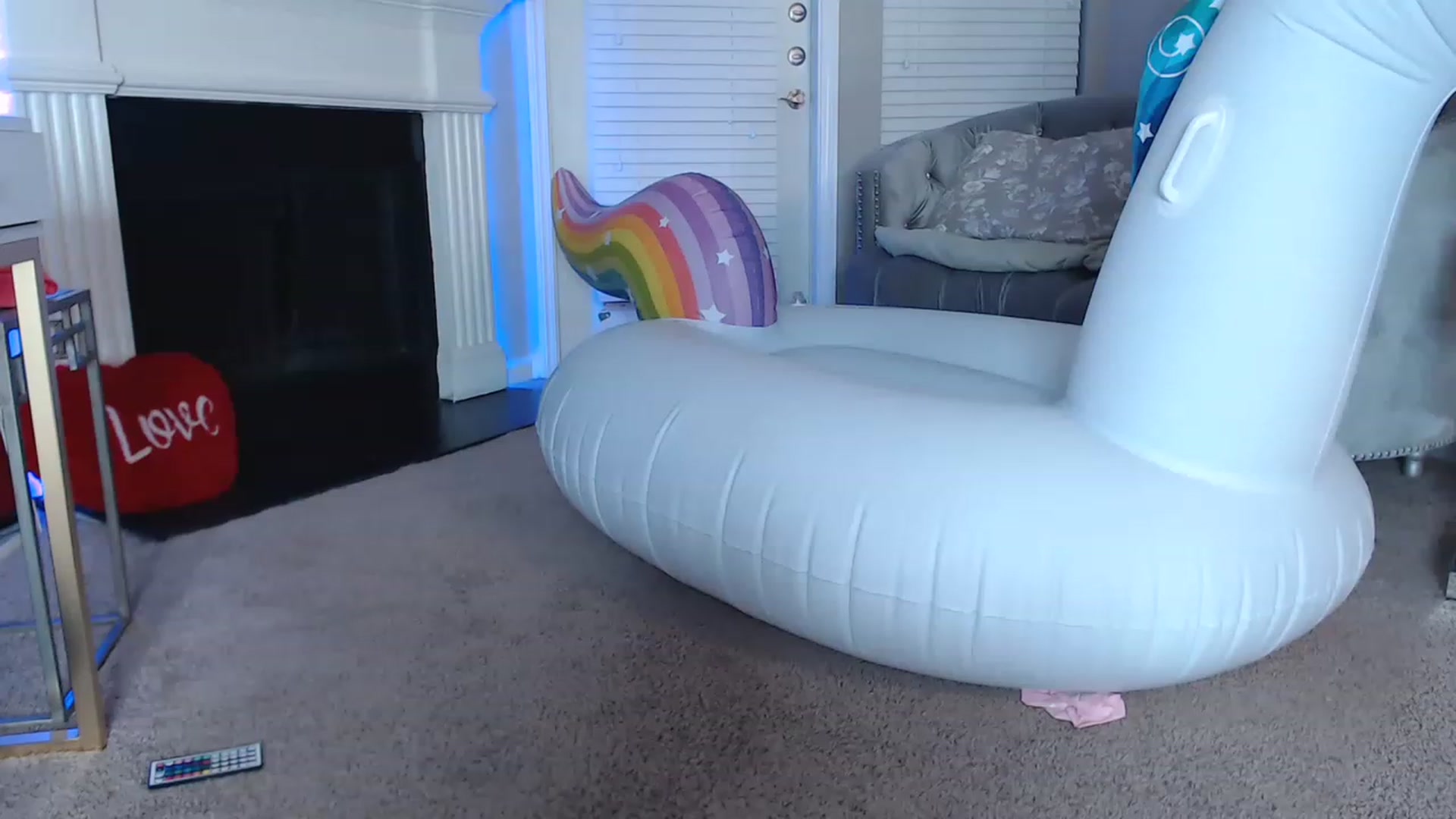 Gallery image thumbnail from Pink_Fawnnn's myfreecams stream on, 06/30/2023, 08:04 image 12 of 20