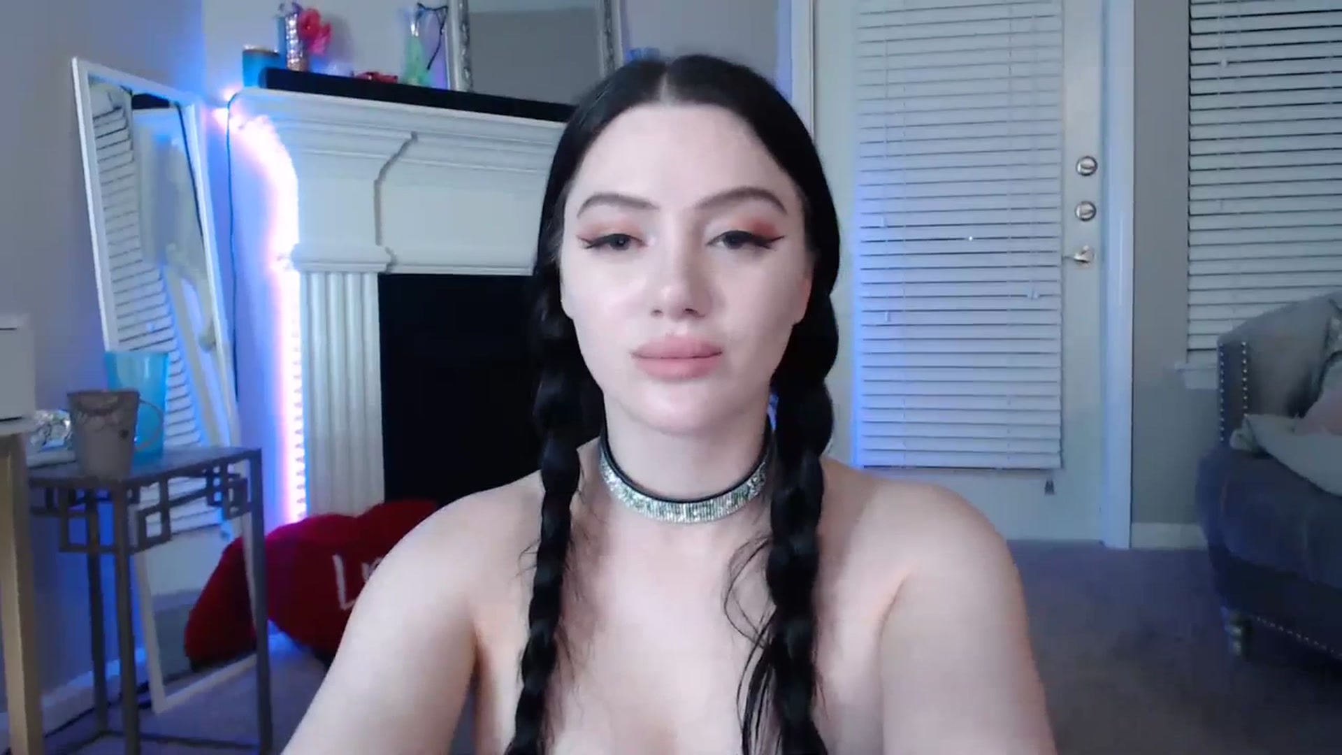 Gallery image thumbnail from Pink_Fawnnn's myfreecams stream on, 07/07/2023, 01:55 image 14 of 20