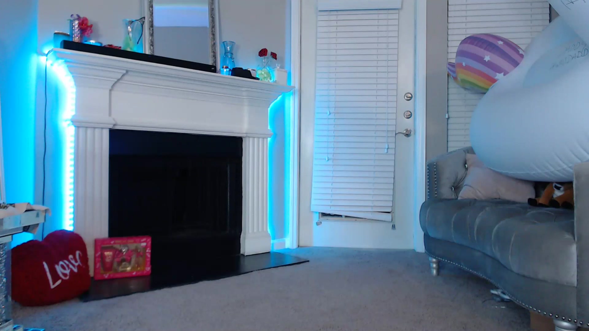 Gallery image thumbnail from Pink_Fawnnn's myfreecams stream on, 07/16/2023, 07:13 image 2 of 20