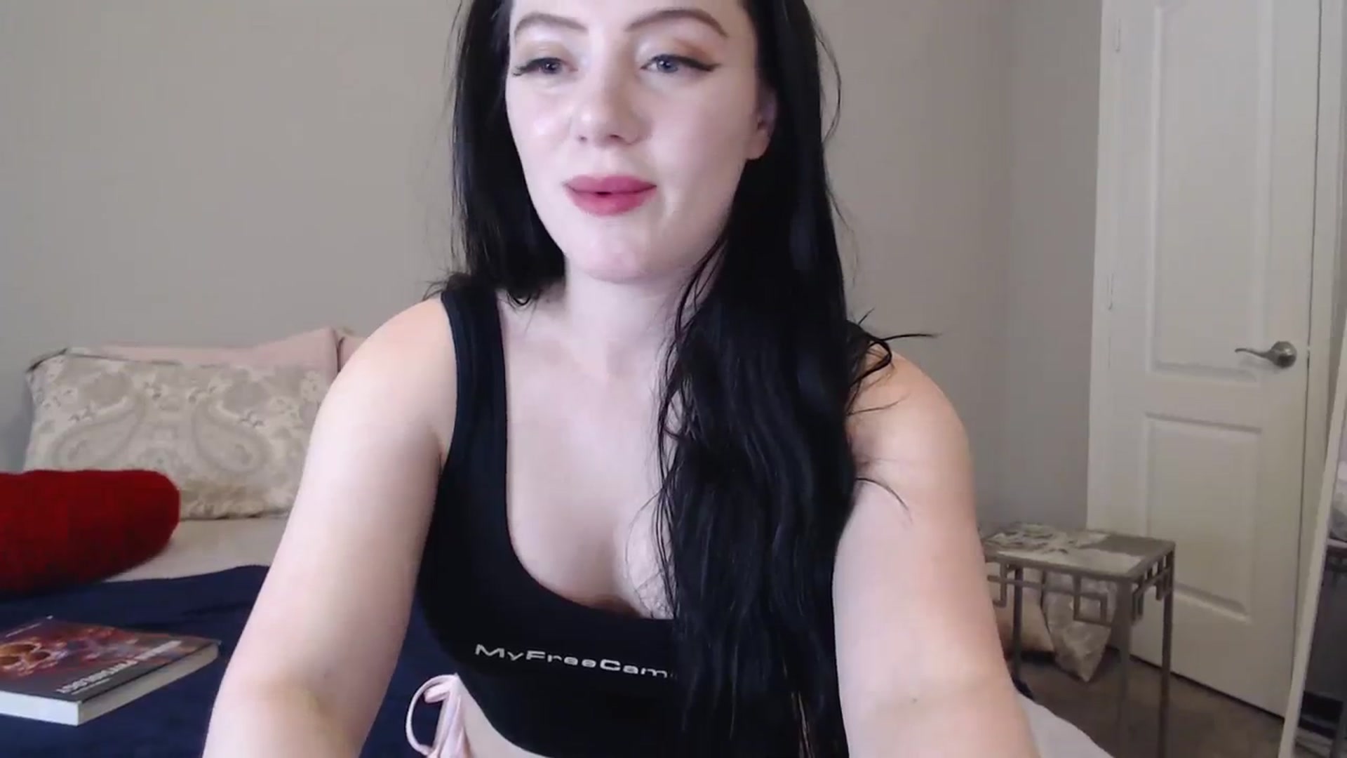 Gallery image thumbnail from Pink_Fawnnn's myfreecams stream on, 07/24/2023, 07:17 image 18 of 20