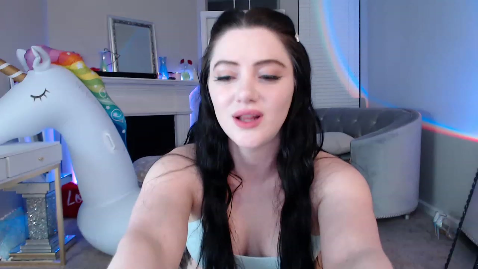 Gallery image thumbnail from Pink_Fawnnn's myfreecams stream on, 07/31/2023, 08:45 image 4 of 20