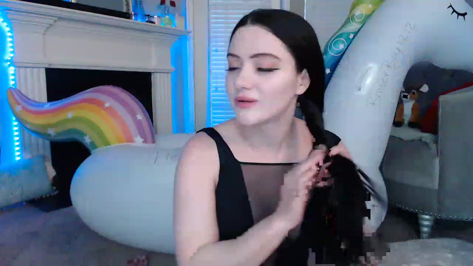 Gallery image thumbnail from Pink_Fawnnn's myfreecams stream on, 08/06/2023, 11:13 image 20 of 20