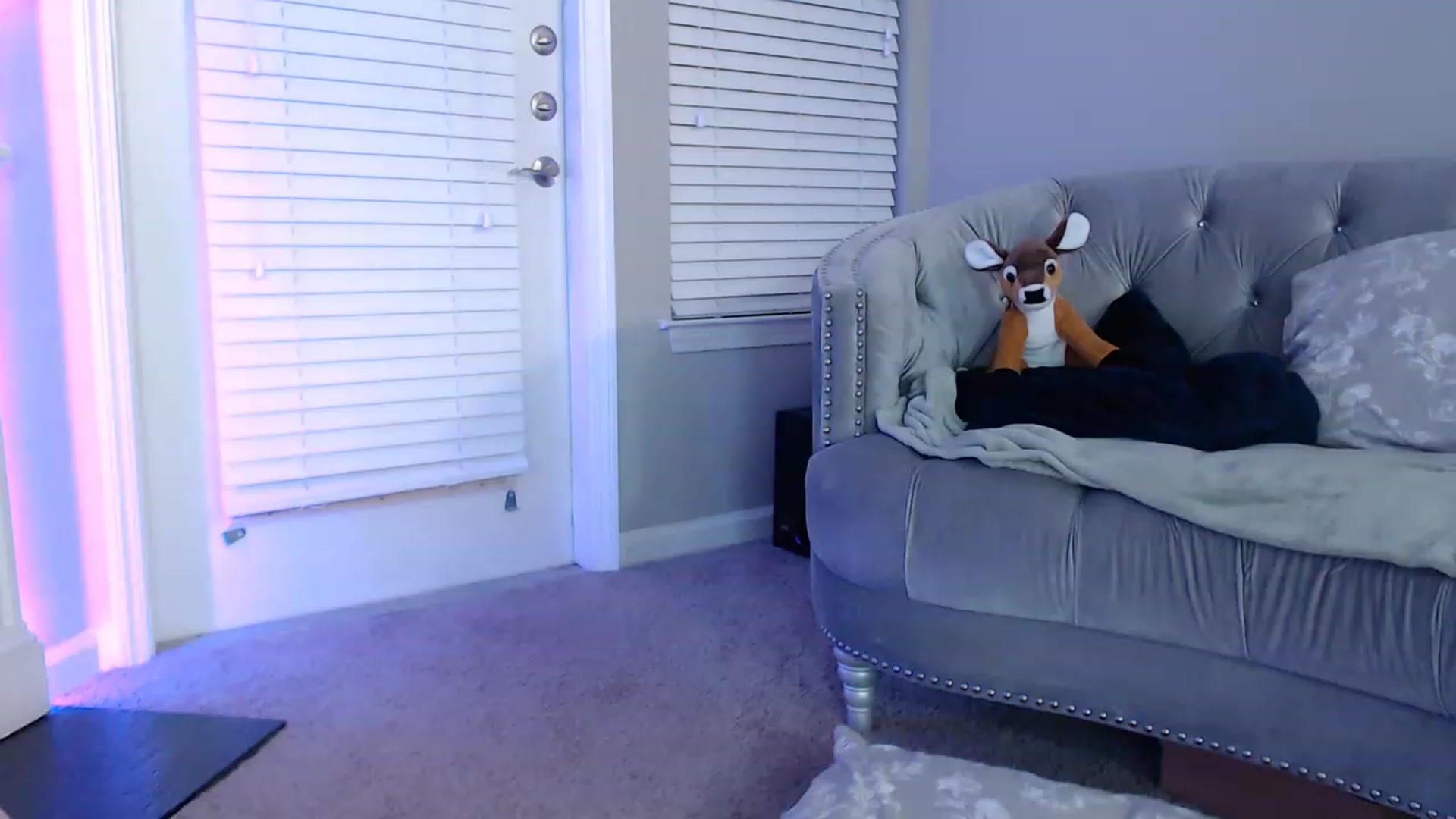 Gallery image thumbnail from Pink_Fawnnn's myfreecams stream on, 08/08/2023, 07:33 image 2 of 20