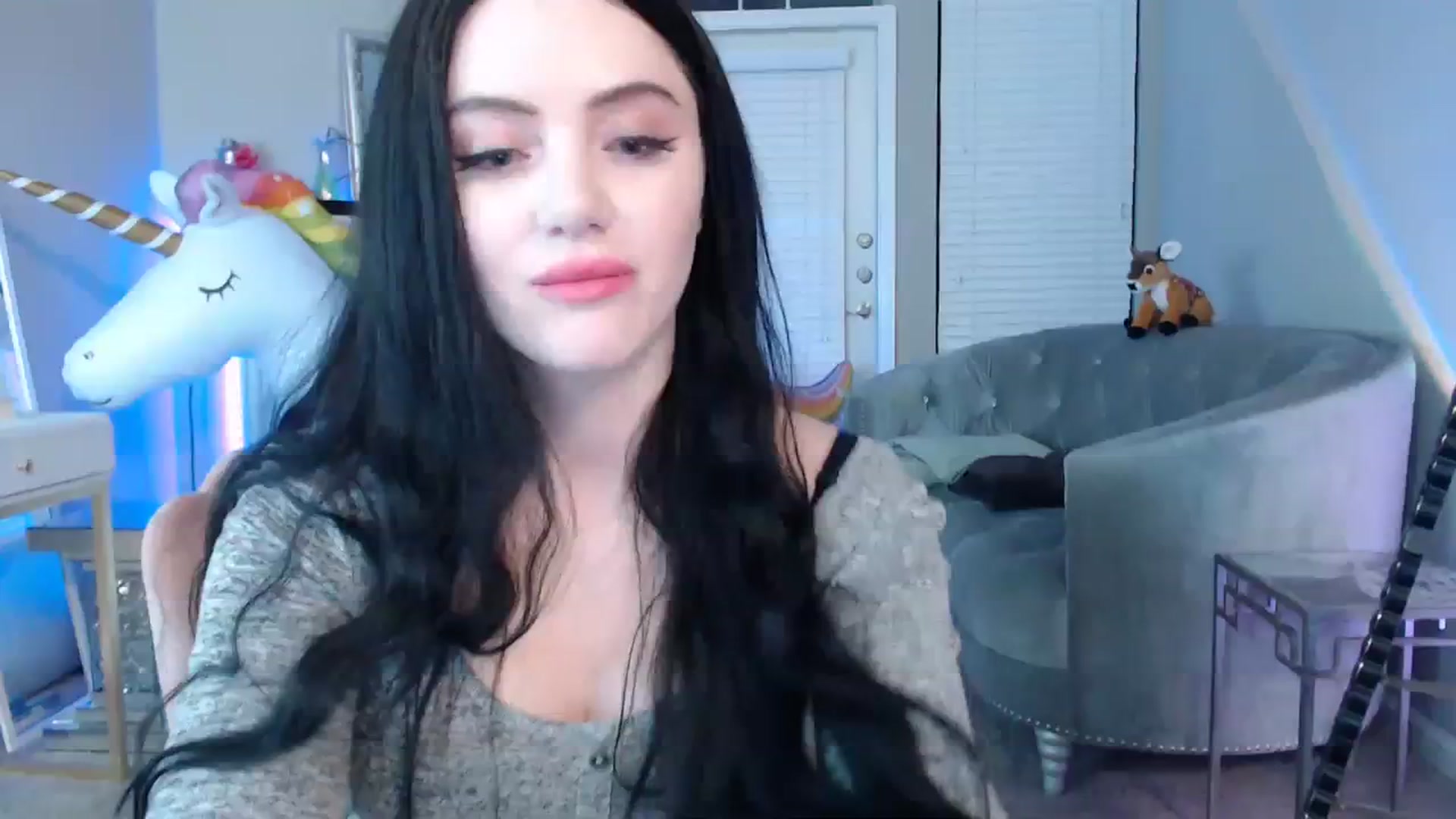Gallery image thumbnail from Pink_Fawnnn's myfreecams stream on, 08/19/2023, 11:07 image 1 of 20