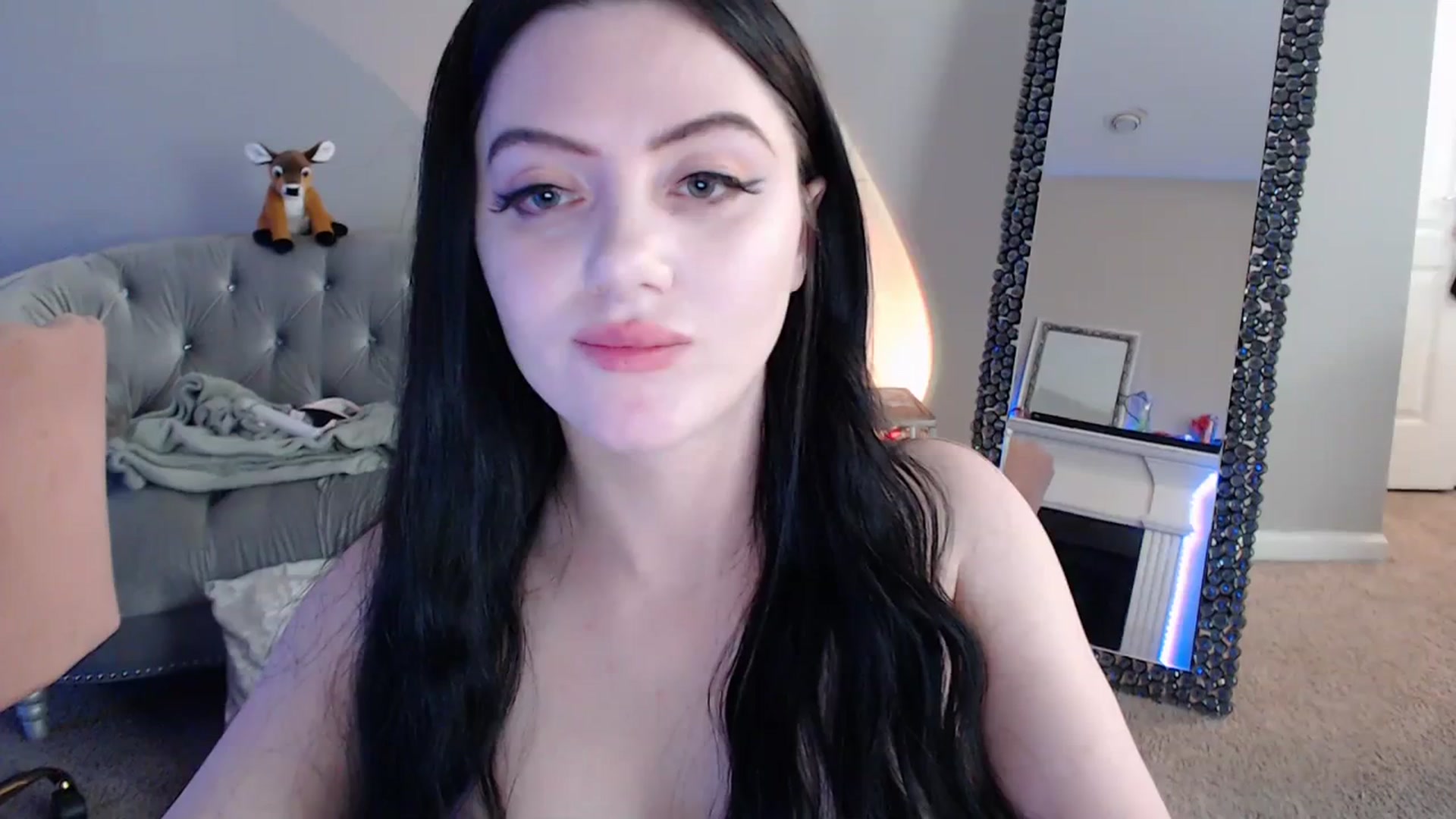 Gallery image thumbnail from Pink_Fawnnn's myfreecams stream on, 08/20/2023, 06:35 image 4 of 20