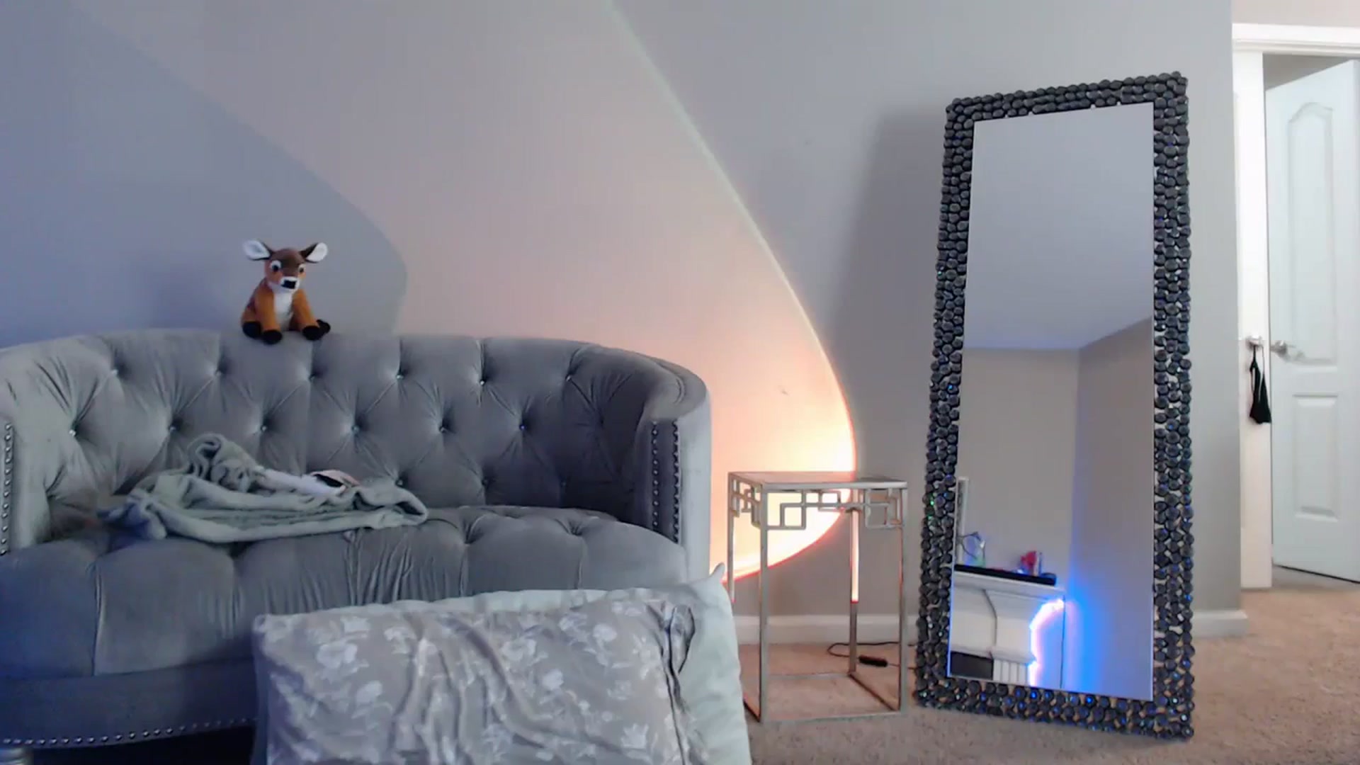 Gallery image thumbnail from Pink_Fawnnn's myfreecams stream on, 08/20/2023, 06:35 image 5 of 20