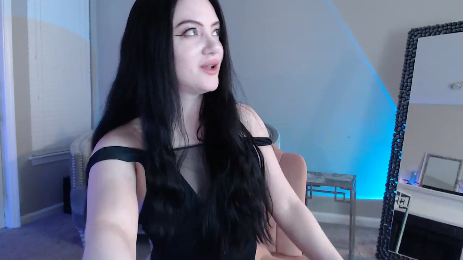 Gallery image thumbnail from Pink_Fawnnn's myfreecams stream on, 08/21/2023, 03:26 image 3 of 20