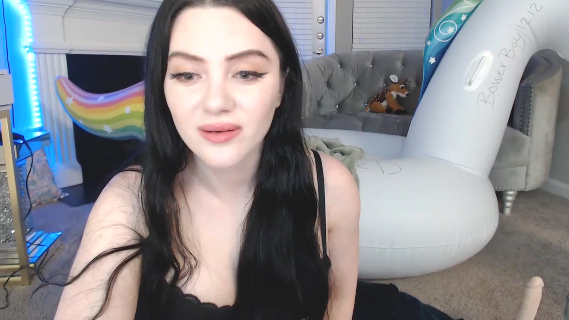 Gallery image thumbnail from Pink_Fawnnn's myfreecams stream on, 08/29/2023, 07:58 image 20 of 20