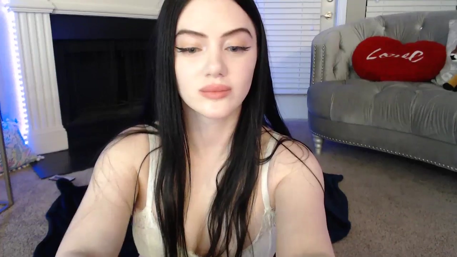 Gallery image thumbnail from Pink_Fawnnn's myfreecams stream on, 09/20/2023, 03:31 image 20 of 20