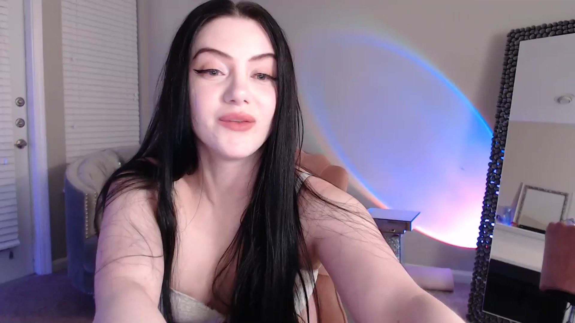 Gallery image thumbnail from Pink_Fawnnn's myfreecams stream on, 09/20/2023, 03:31 image 13 of 20