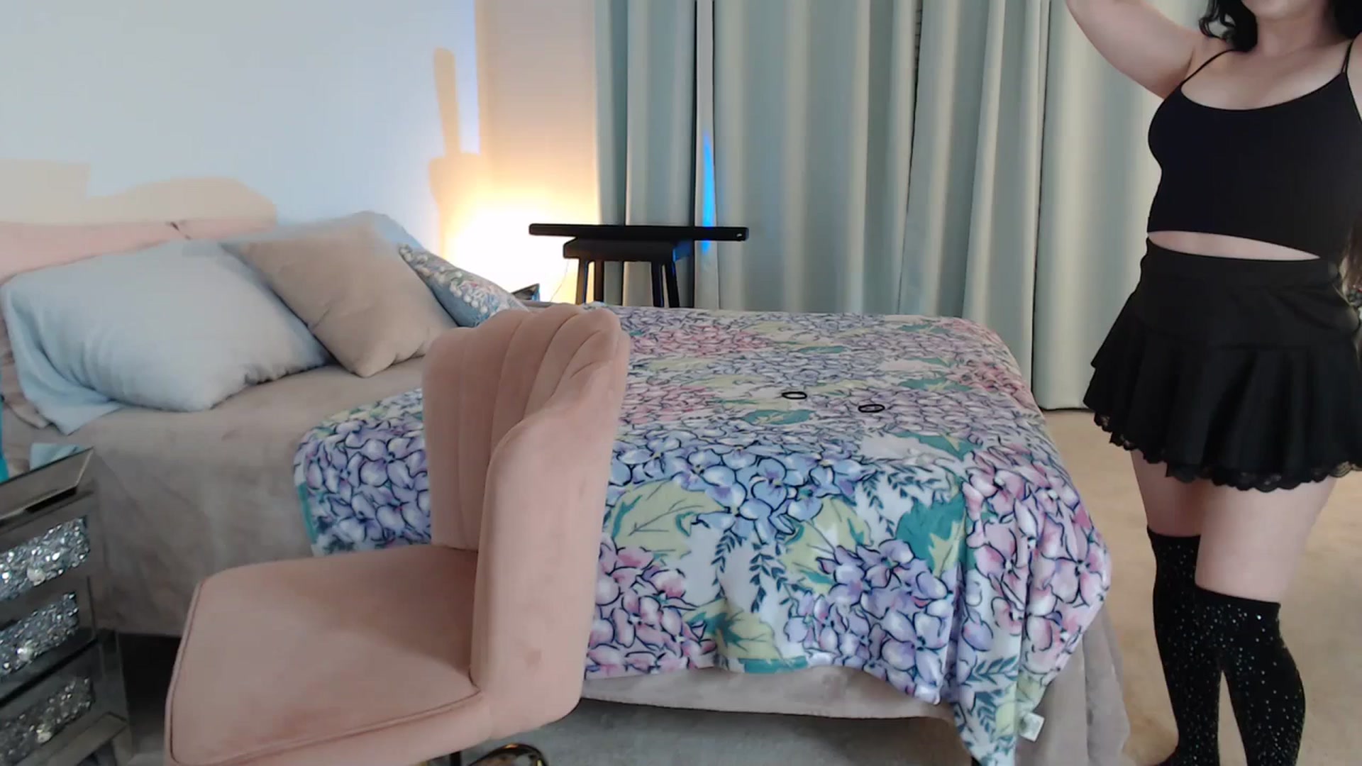 Gallery image thumbnail from Pink_Fawnnn's myfreecams stream on, 10/28/2023, 08:03 image 1 of 20