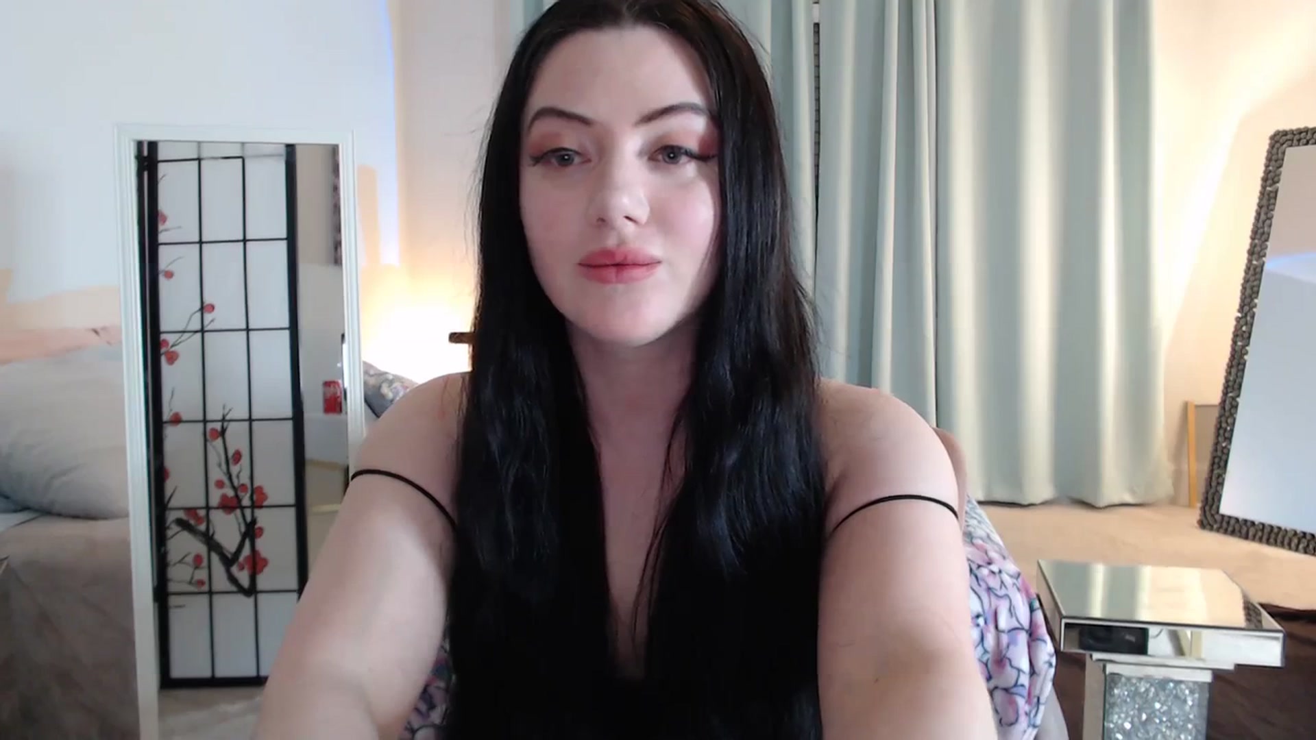Gallery image thumbnail from Pink_Fawnnn's myfreecams stream on, 10/28/2023, 08:03 image 15 of 20