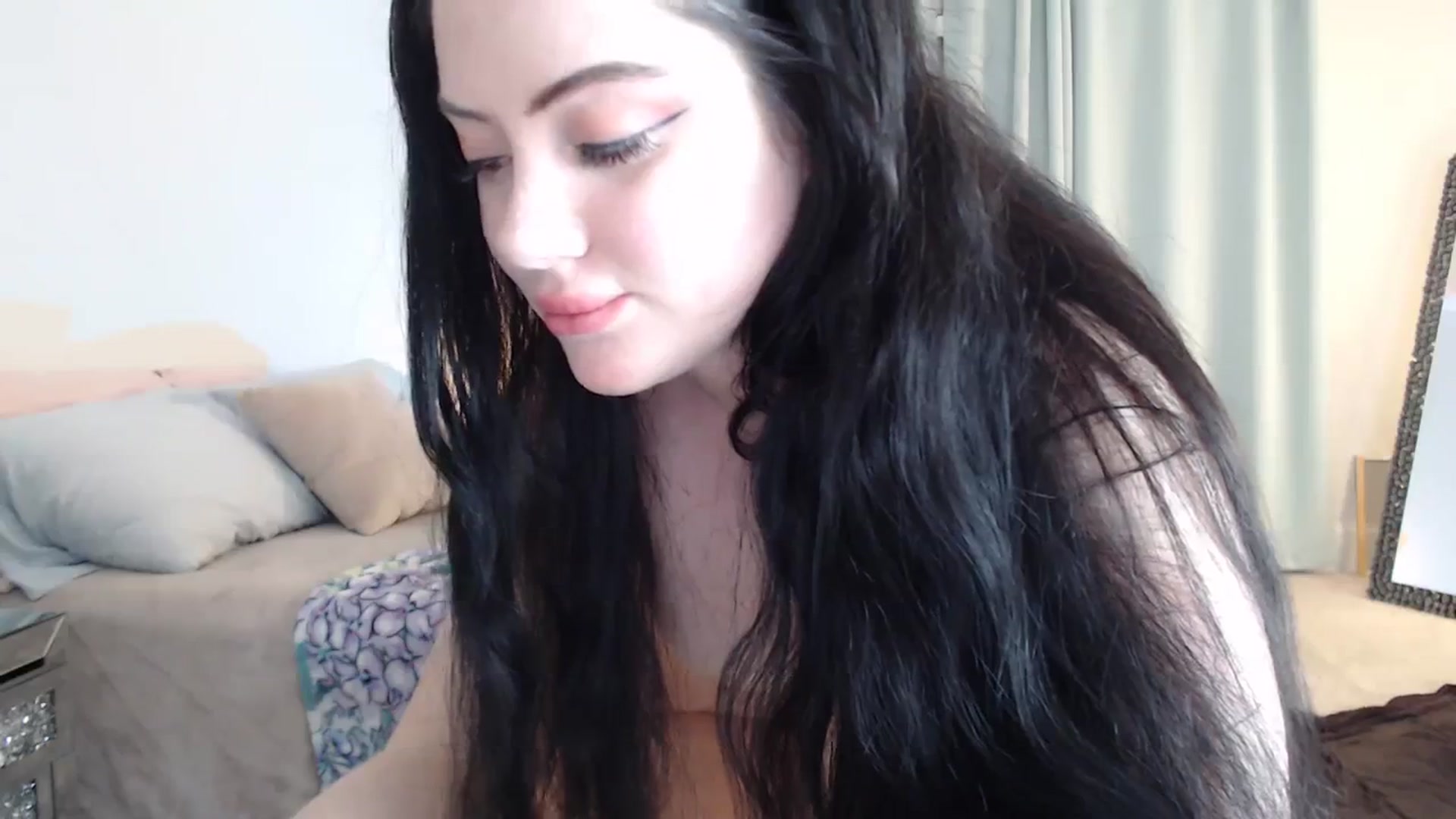 Gallery image thumbnail from Pink_Fawnnn's myfreecams stream on, 10/28/2023, 08:03 image 13 of 20