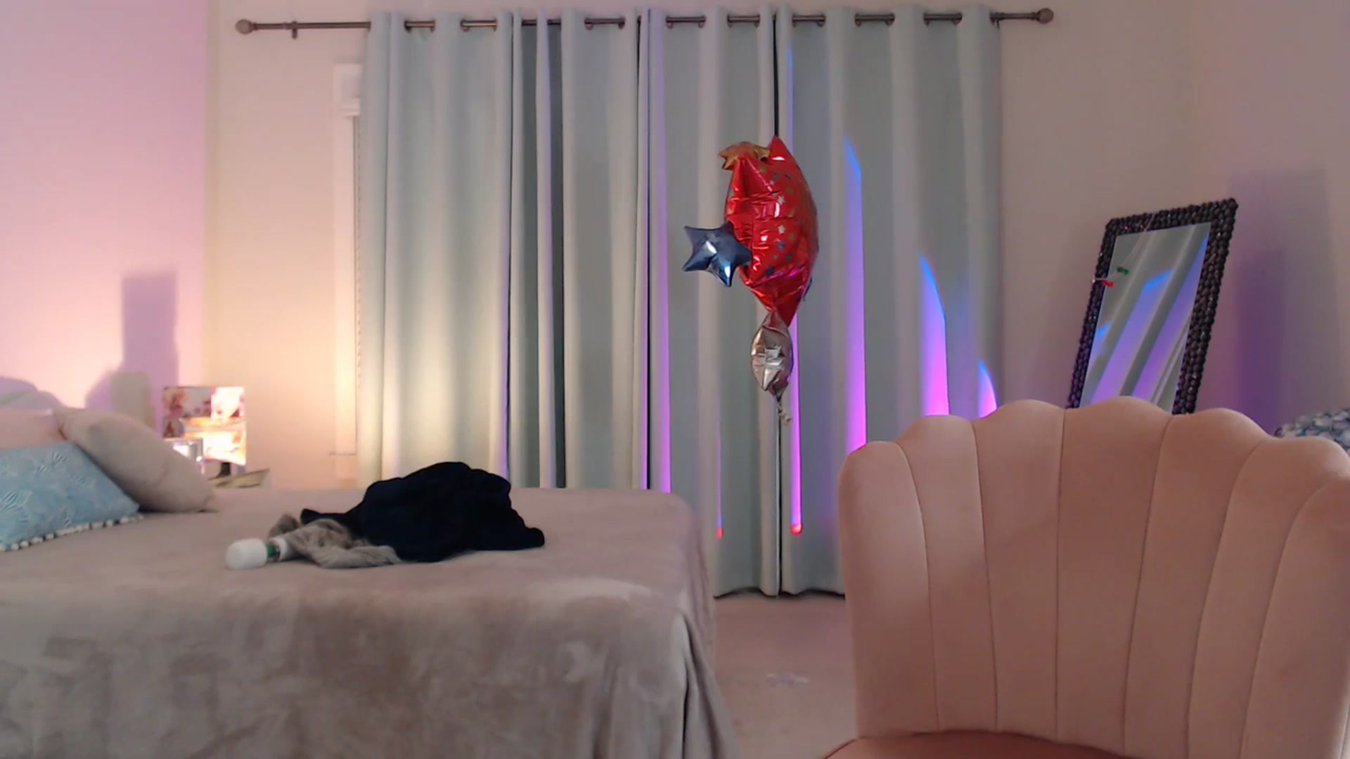 Gallery image thumbnail from Pink_Fawnnn's myfreecams stream on, 01/27/2024, 10:19 image 16 of 20