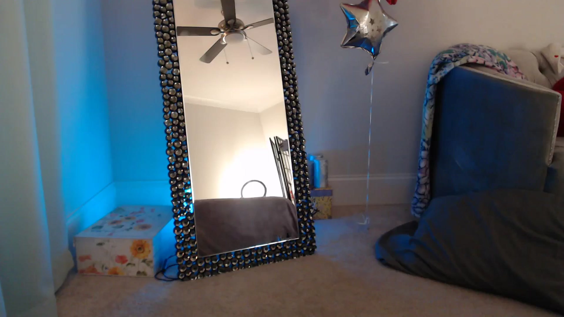 Gallery image thumbnail from Pink_Fawnnn's myfreecams stream on, 01/27/2024, 10:58 image 17 of 20