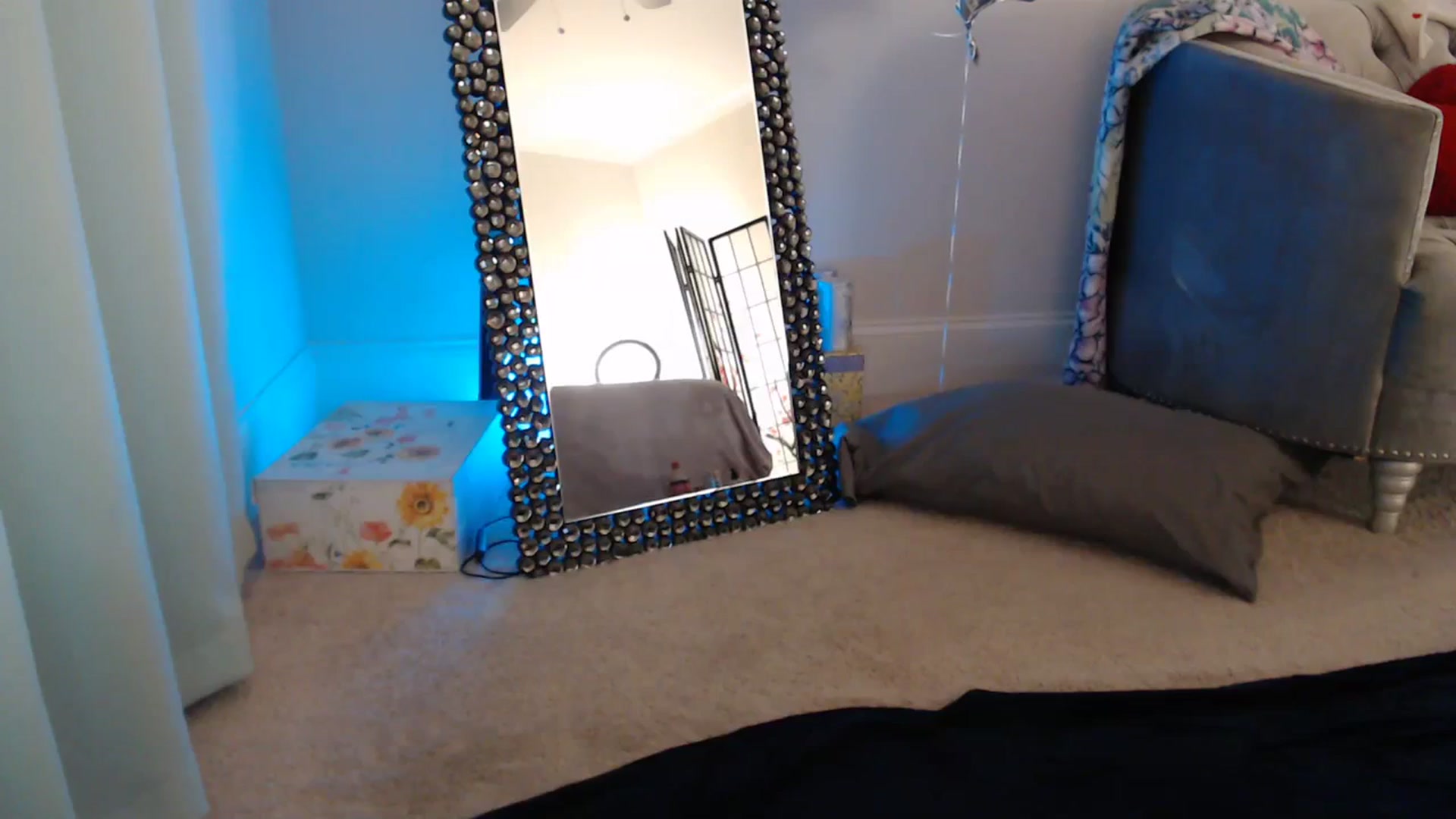 Gallery image thumbnail from Pink_Fawnnn's myfreecams stream on, 01/27/2024, 10:58 image 20 of 20