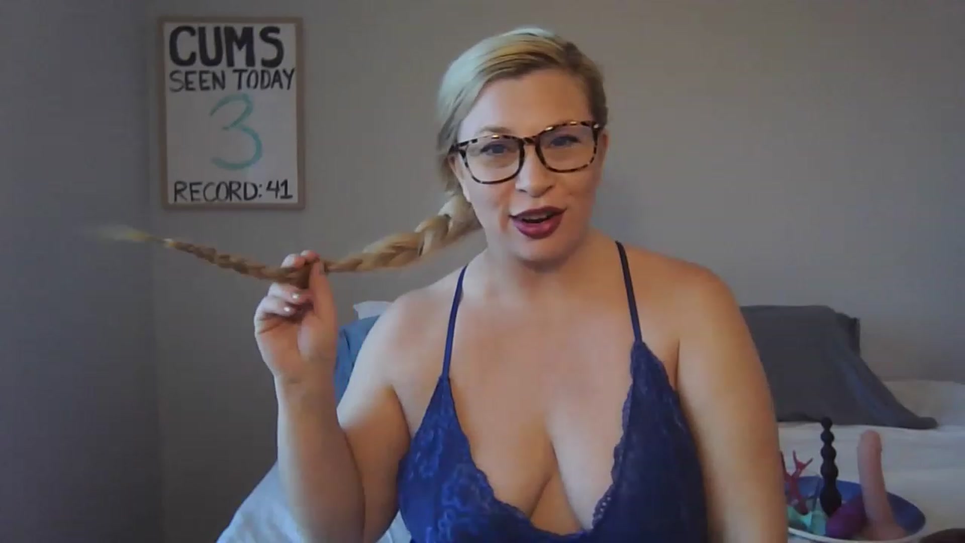 Gallery image thumbnail from Pink_Stardust's myfreecams stream on, 11/23/2022, 18:27 image 14 of 20