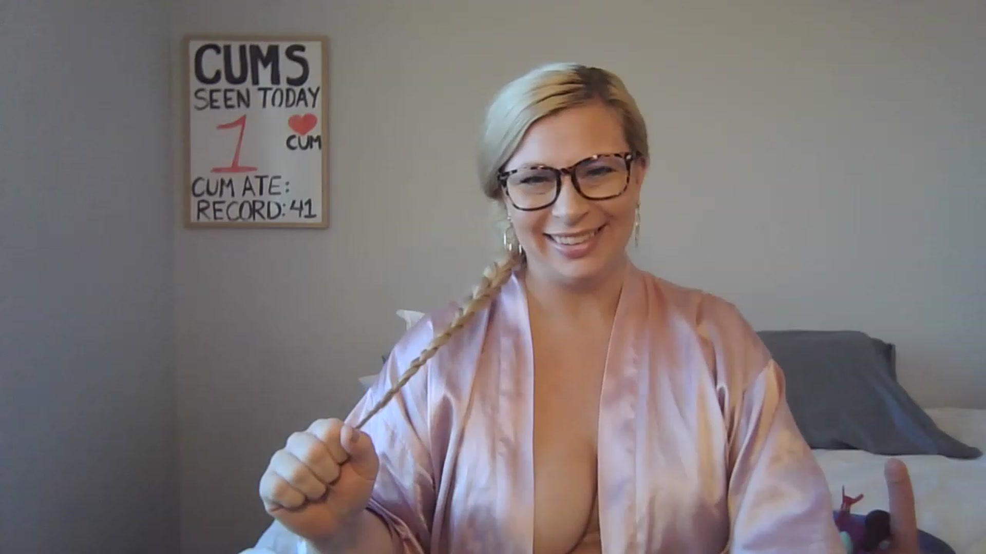 Gallery image thumbnail from Pink_Stardust's myfreecams stream on, 11/24/2022, 15:24 image 3 of 20
