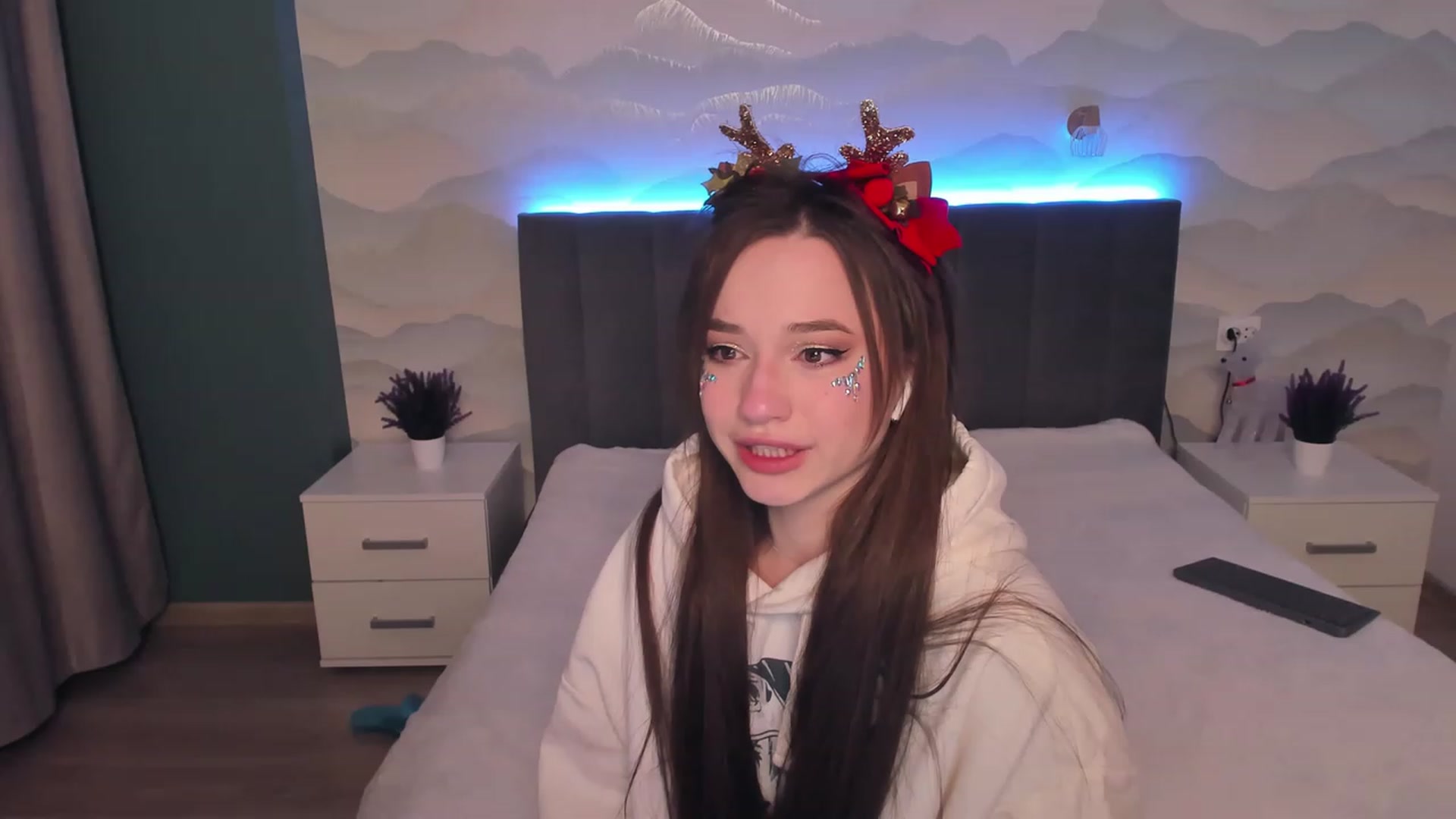Gallery image thumbnail from Pinkgold_'s myfreecams stream on, 01/01/2023, 03:41 image 9 of 20
