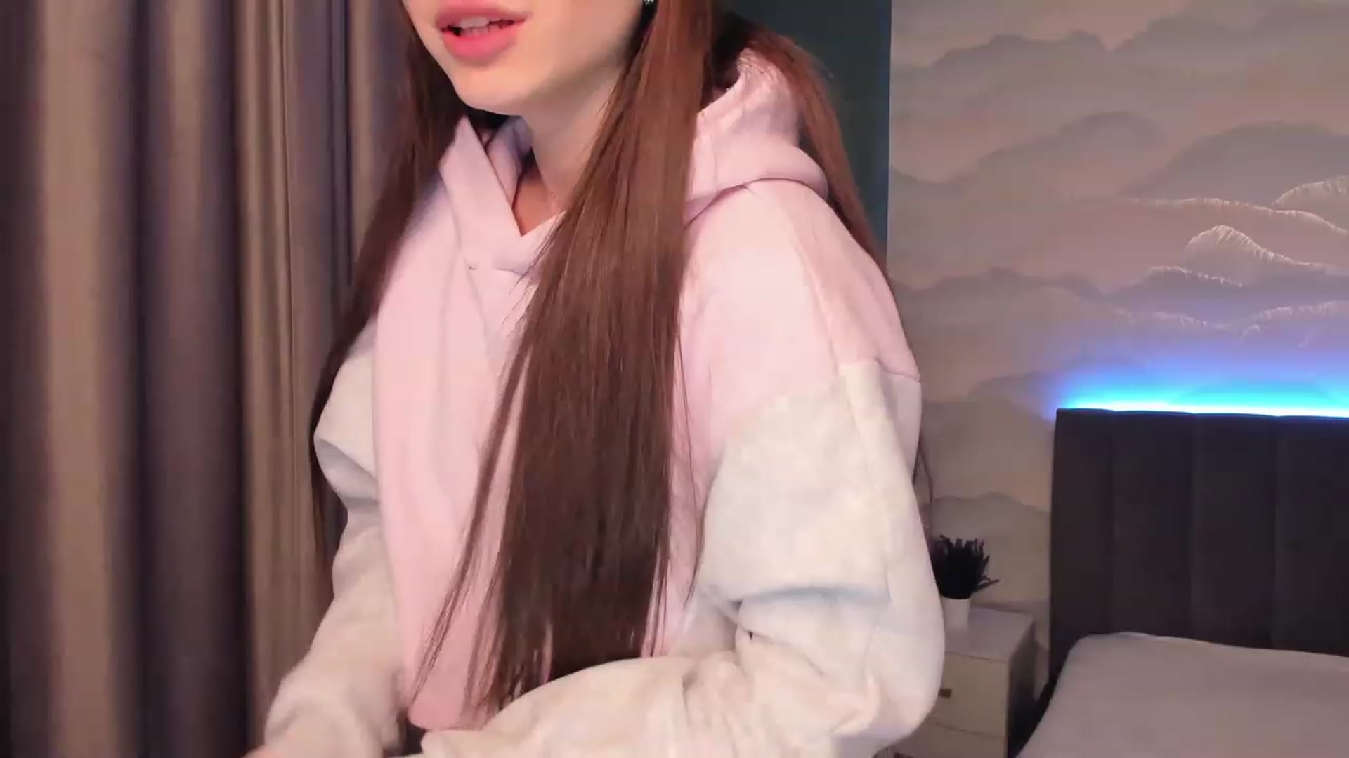 Gallery image thumbnail from Pinkgold_'s myfreecams stream on, 01/01/2023, 23:11 image 12 of 20