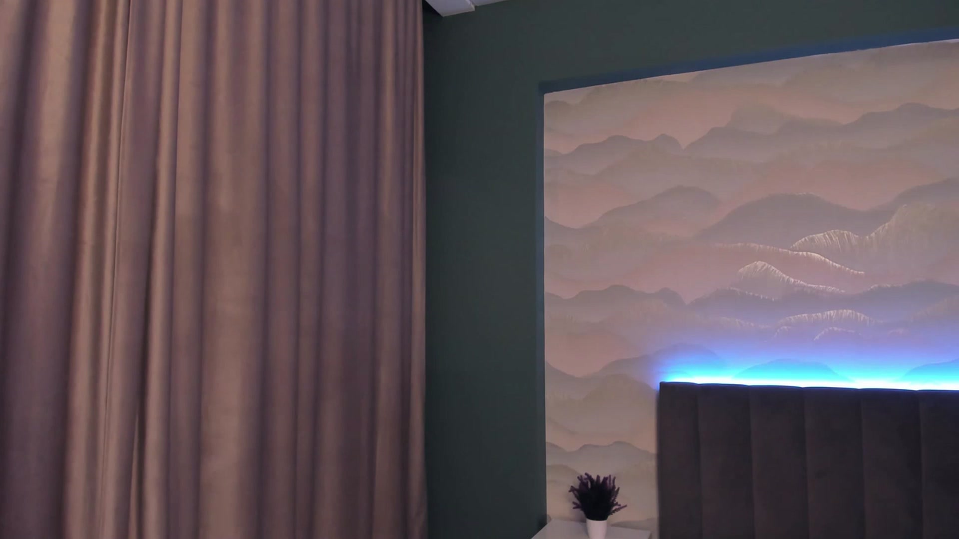 Gallery image thumbnail from Pinkgold_'s myfreecams stream on, 01/02/2023, 04:31 image 10 of 20