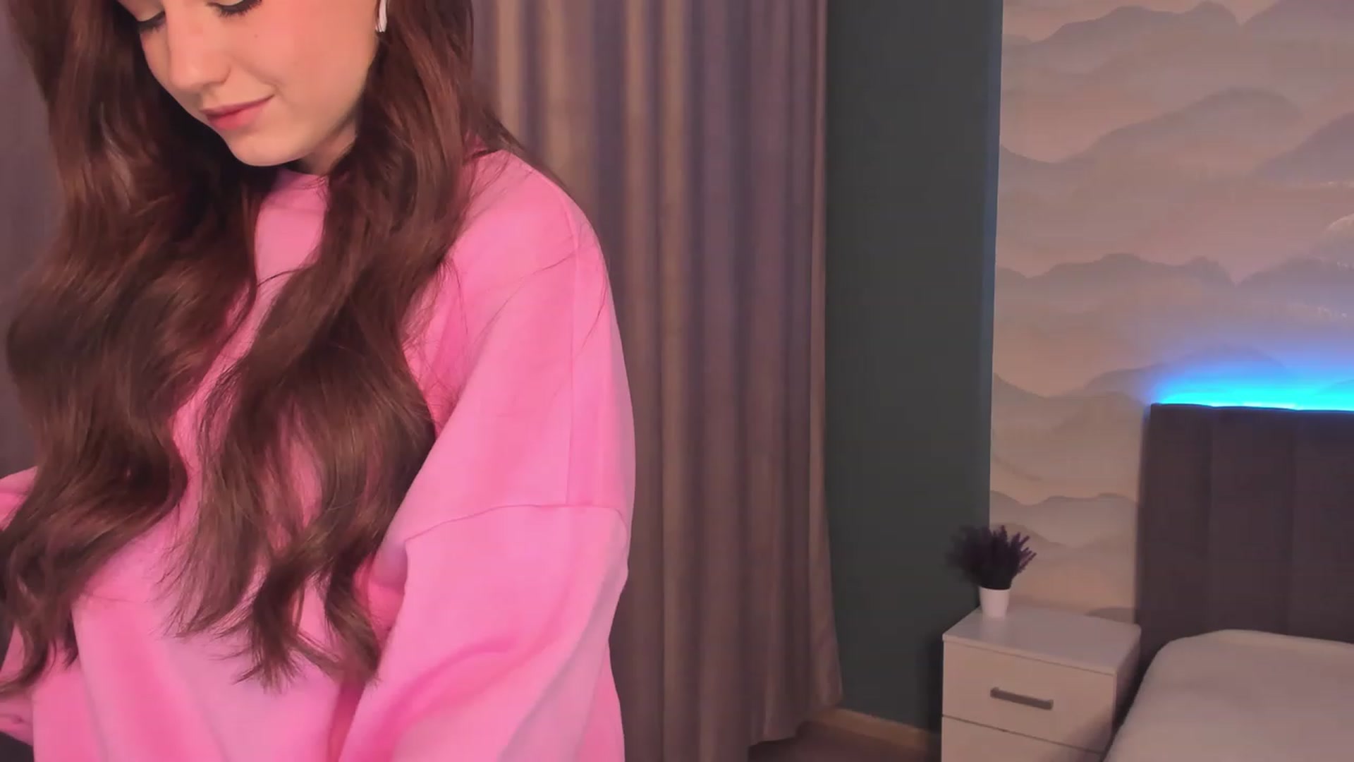 Gallery image thumbnail from Pinkgold_'s myfreecams stream on, 01/05/2023, 22:39 image 12 of 20
