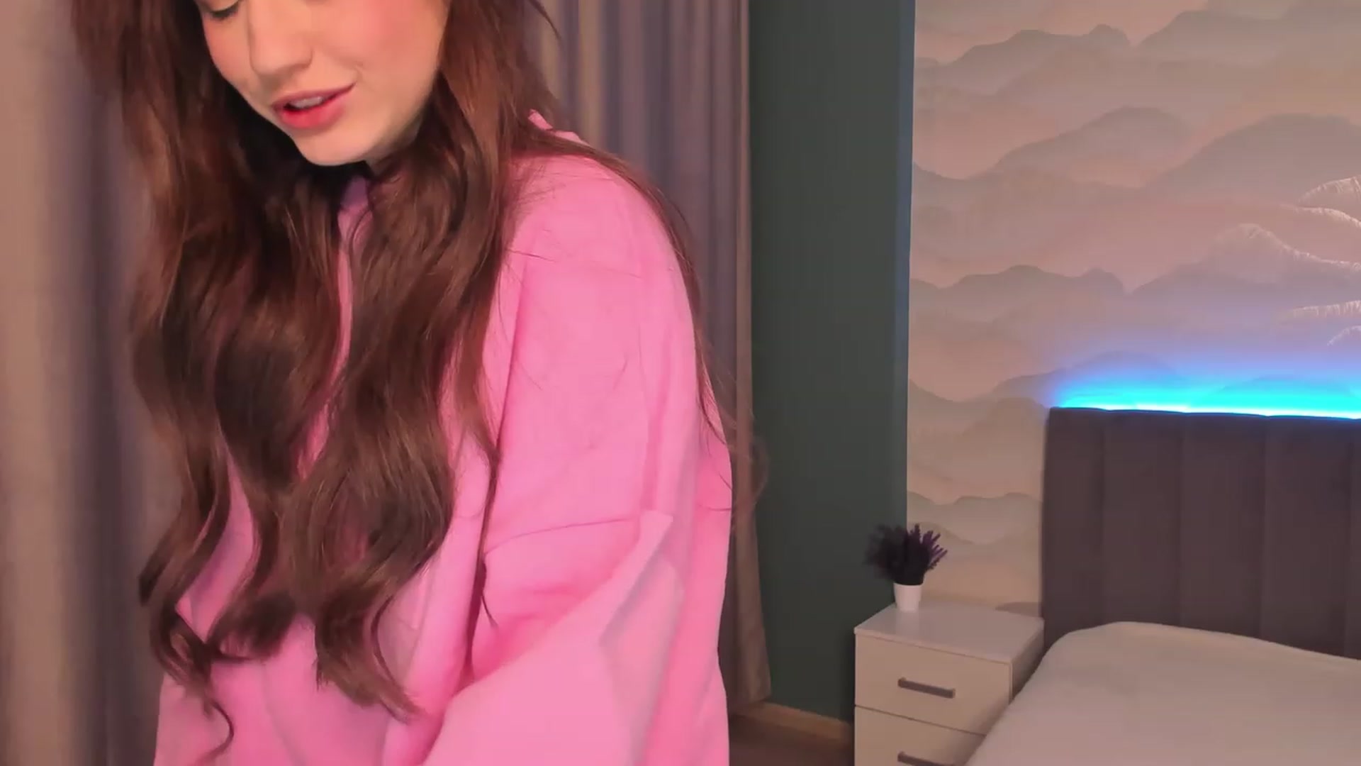Gallery image thumbnail from Pinkgold_'s myfreecams stream on, 01/06/2023, 01:48 image 18 of 20