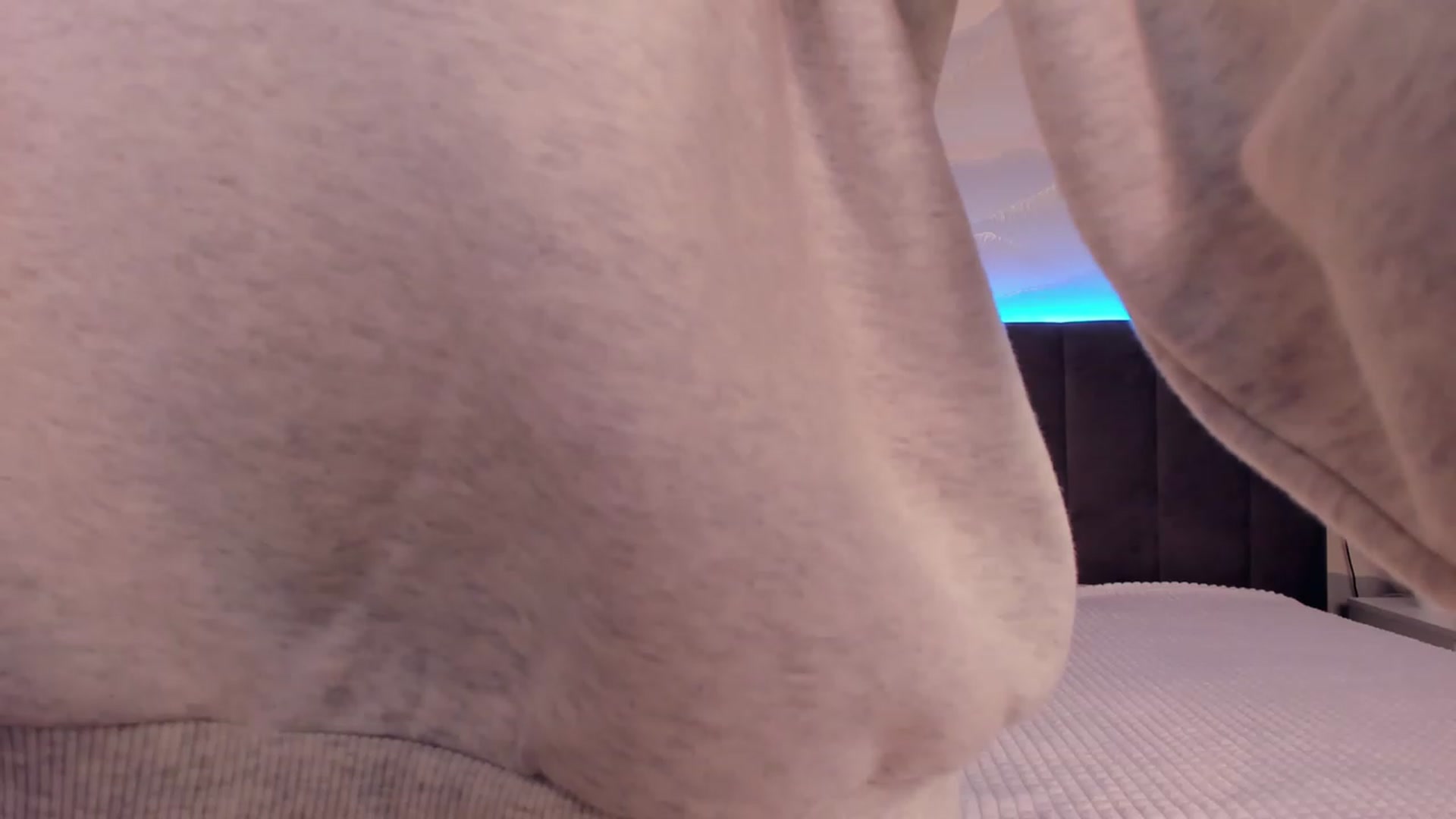 Gallery image thumbnail from Pinkgold_'s myfreecams stream on, 01/07/2023, 22:53 image 7 of 20