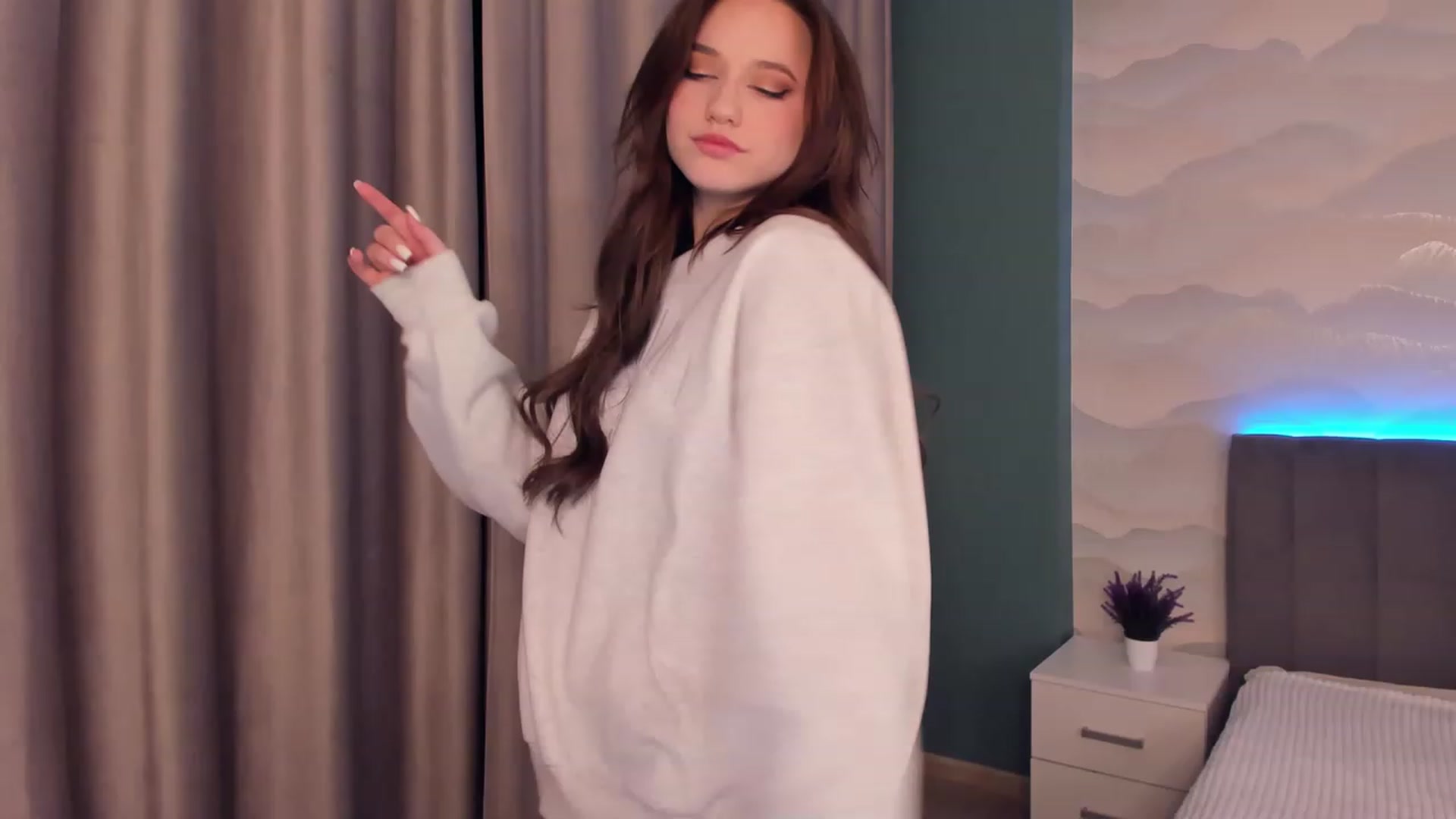 Gallery image thumbnail from Pinkgold_'s myfreecams stream on, 01/08/2023, 04:14 image 18 of 20