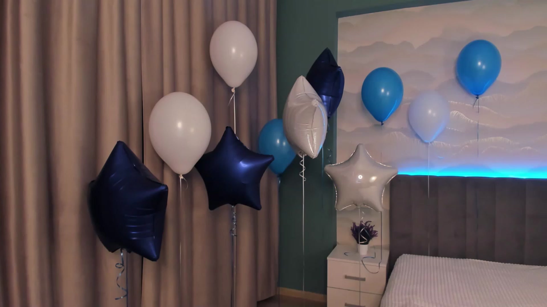 Gallery image thumbnail from Pinkgold_'s myfreecams stream on, 01/15/2023, 23:17 image 20 of 20