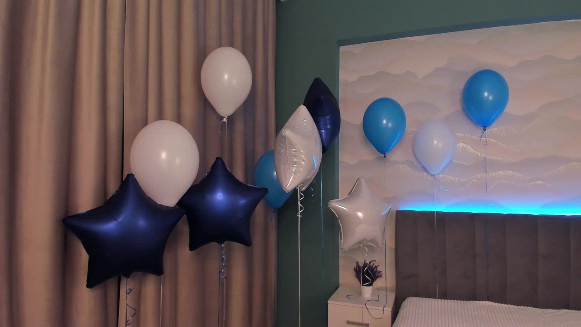 Gallery image thumbnail from Pinkgold_'s myfreecams stream on, 01/16/2023, 03:11 image 13 of 20