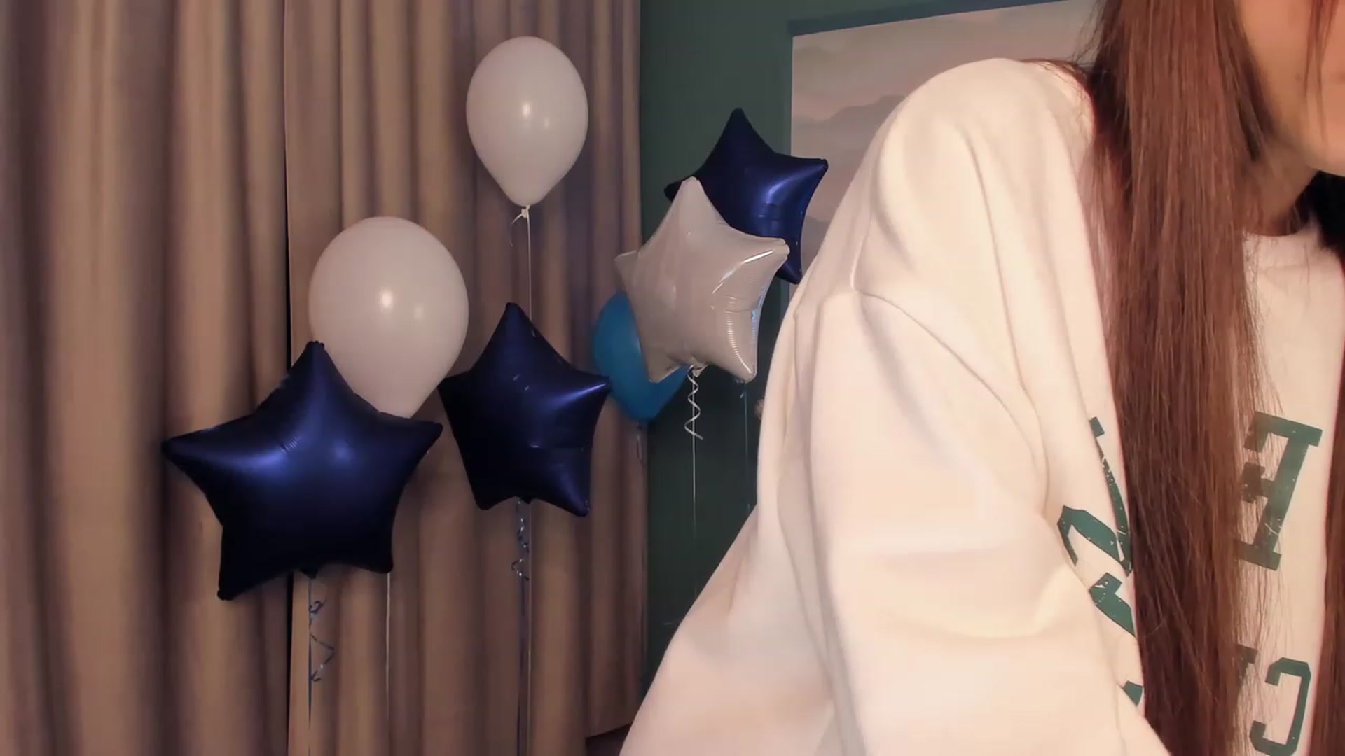 Gallery image thumbnail from Pinkgold_'s myfreecams stream on, 01/16/2023, 03:11 image 16 of 20