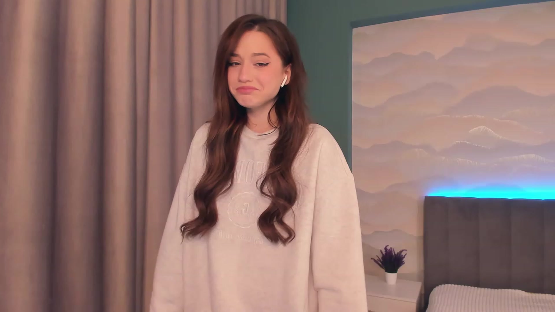 Gallery image thumbnail from Pinkgold_'s myfreecams stream on, 01/19/2023, 11:40 image 6 of 20
