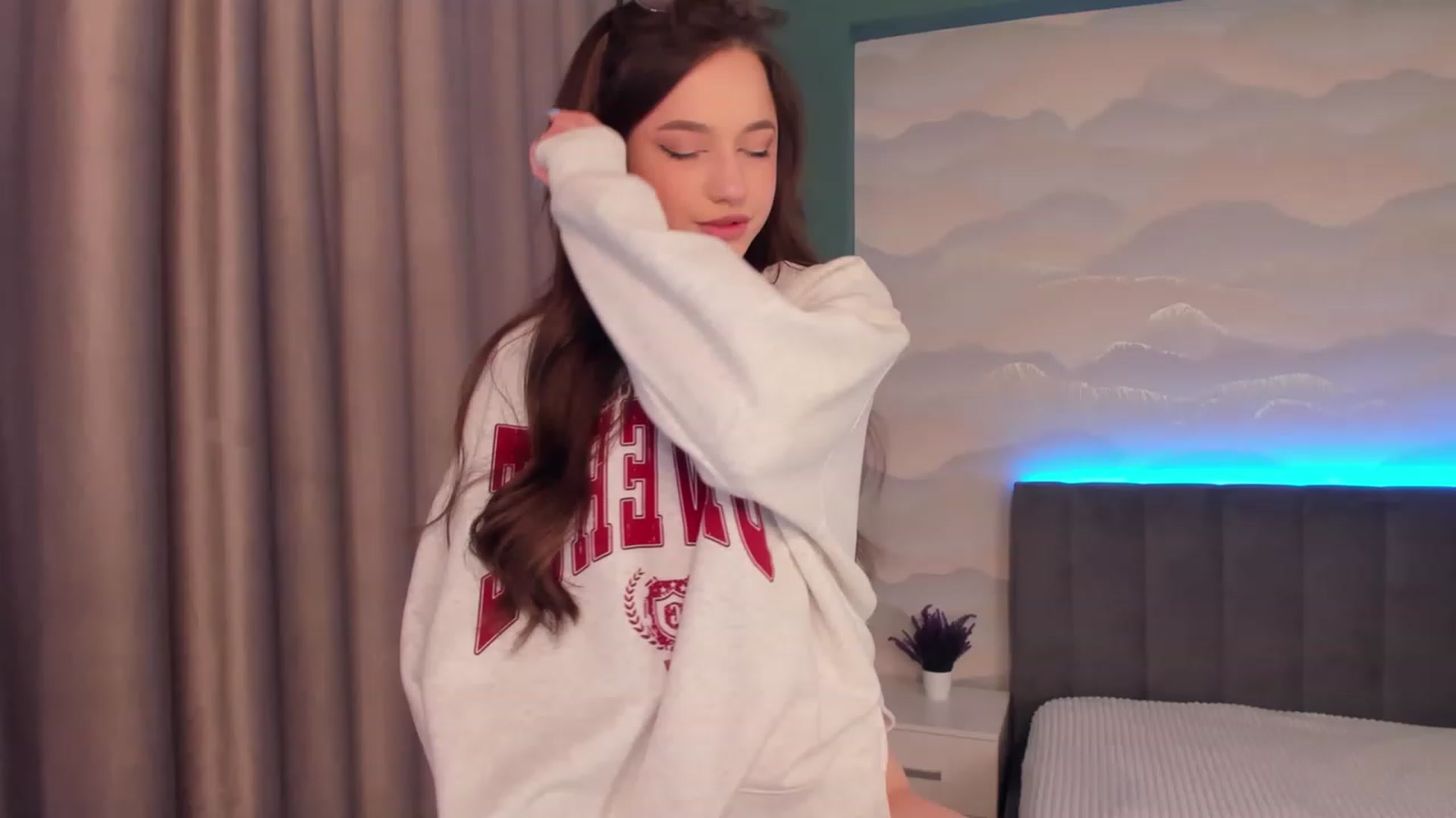 Gallery image thumbnail from Pinkgold_'s myfreecams stream on, 01/20/2023, 08:59 image 6 of 20