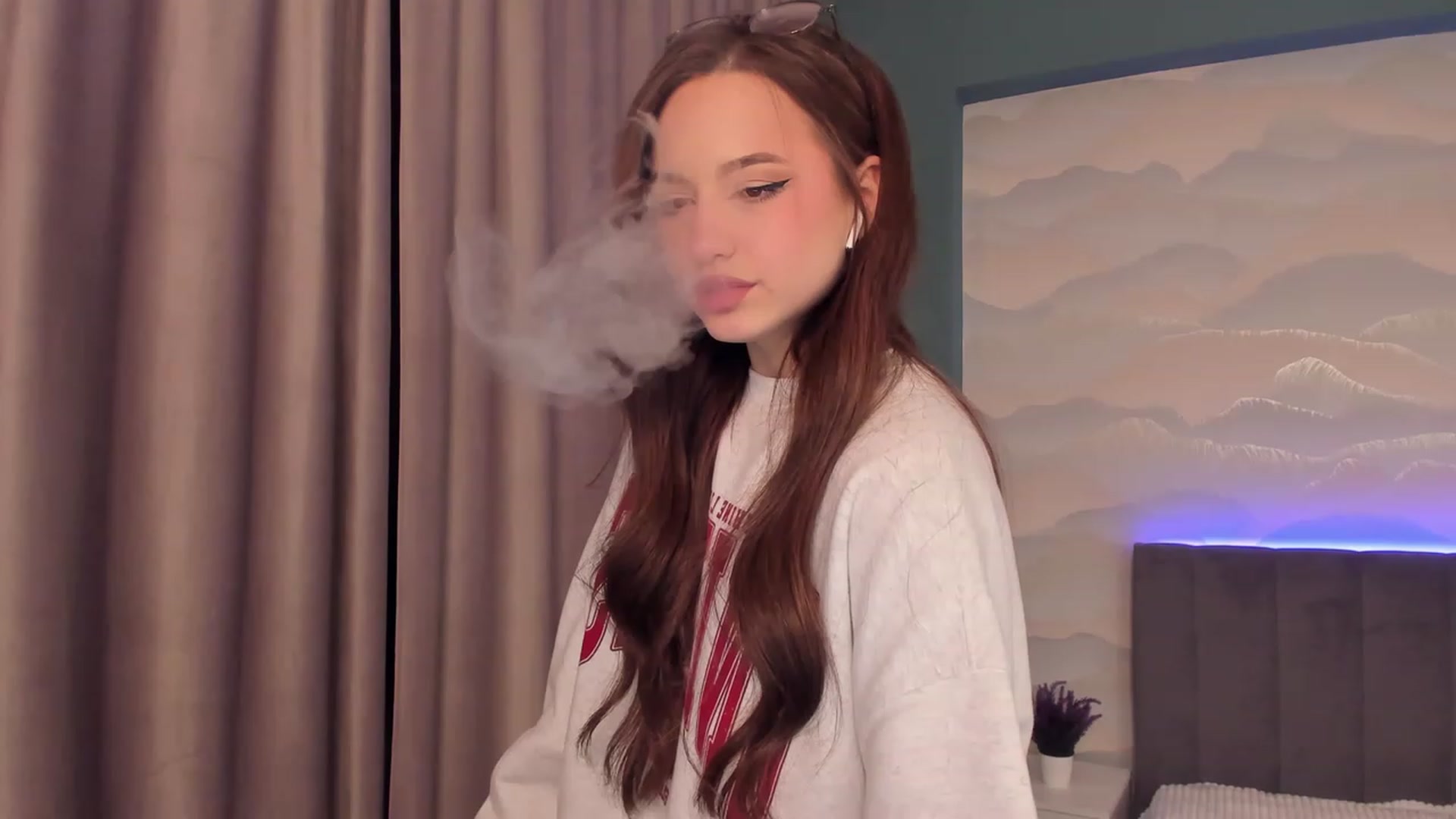 Gallery image thumbnail from Pinkgold_'s myfreecams stream on, 01/22/2023, 18:44 image 4 of 20