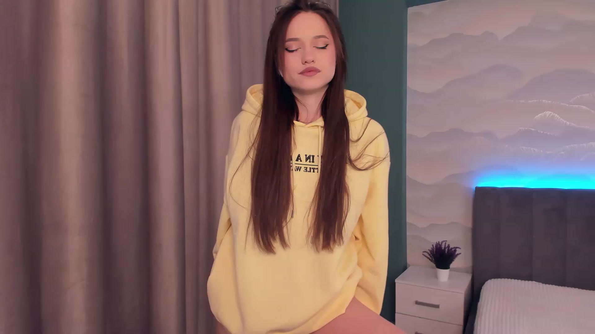 Gallery image thumbnail from Pinkgold_'s myfreecams stream on, 01/23/2023, 09:44 image 17 of 20