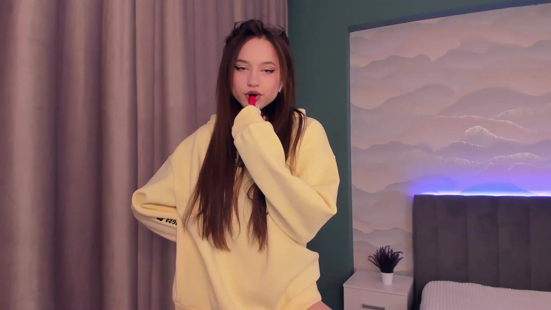 Gallery image thumbnail from Pinkgold_'s myfreecams stream on, 01/23/2023, 10:32 image 11 of 20