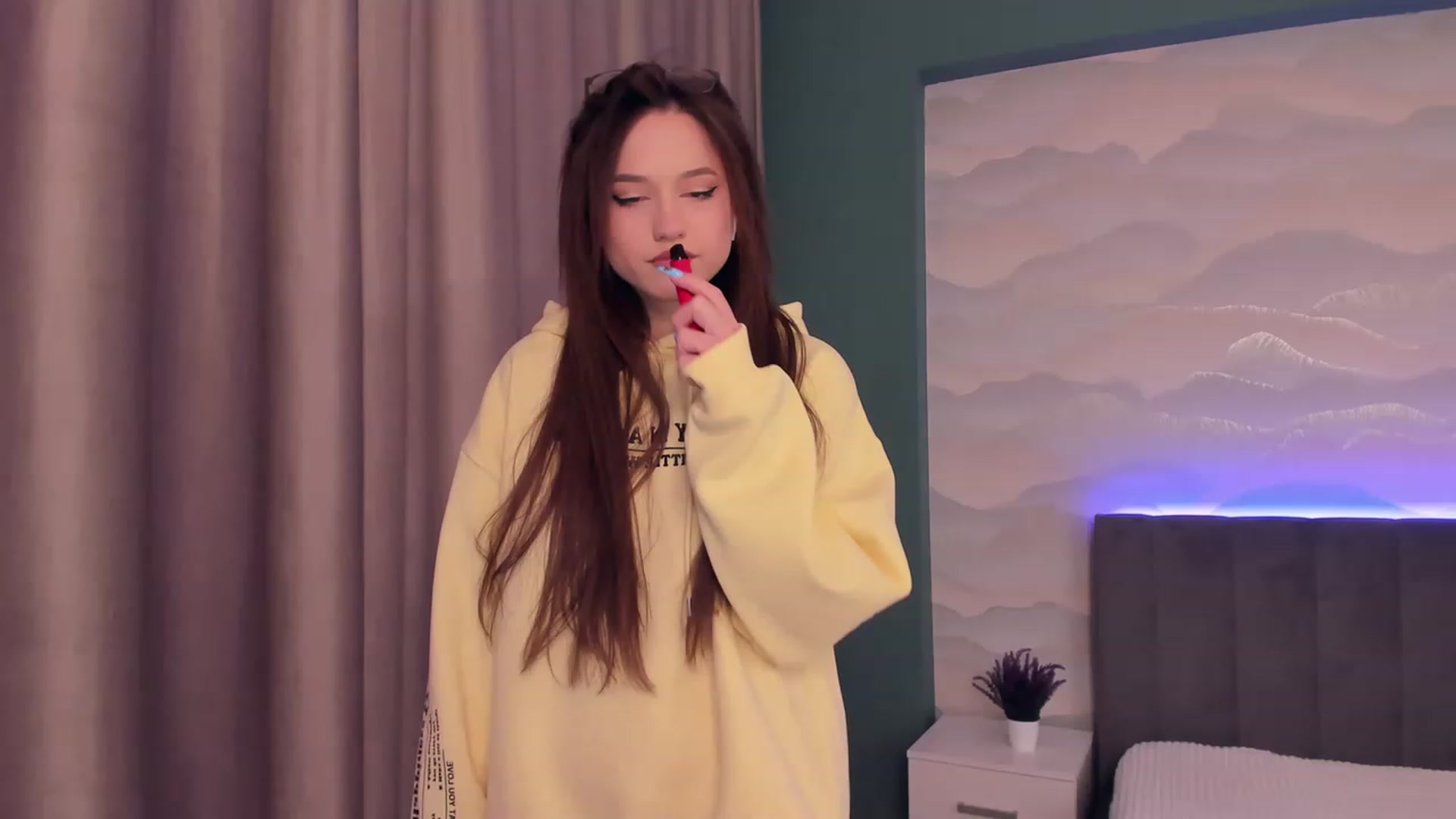 Gallery image thumbnail from Pinkgold_'s myfreecams stream on, 01/23/2023, 10:32 image 10 of 20