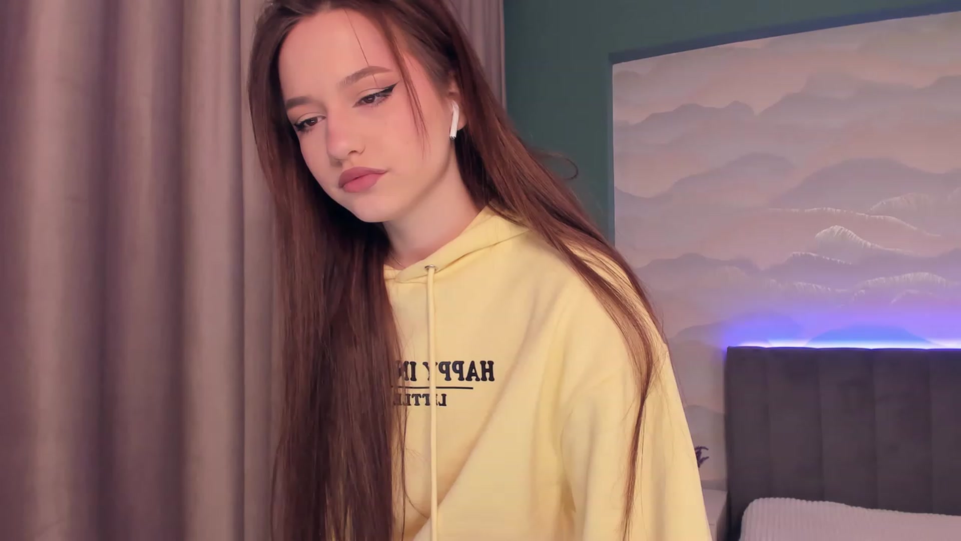 Gallery image thumbnail from Pinkgold_'s myfreecams stream on, 01/23/2023, 10:32 image 1 of 20