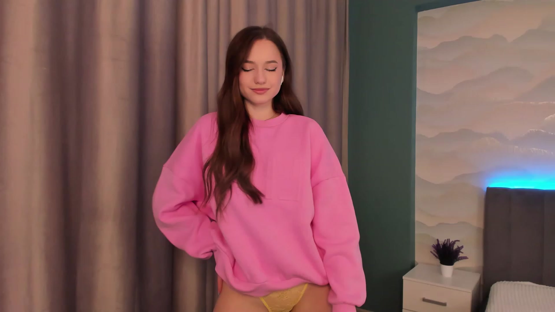 Gallery image thumbnail from Pinkgold_'s myfreecams stream on, 01/27/2023, 11:32 image 7 of 20