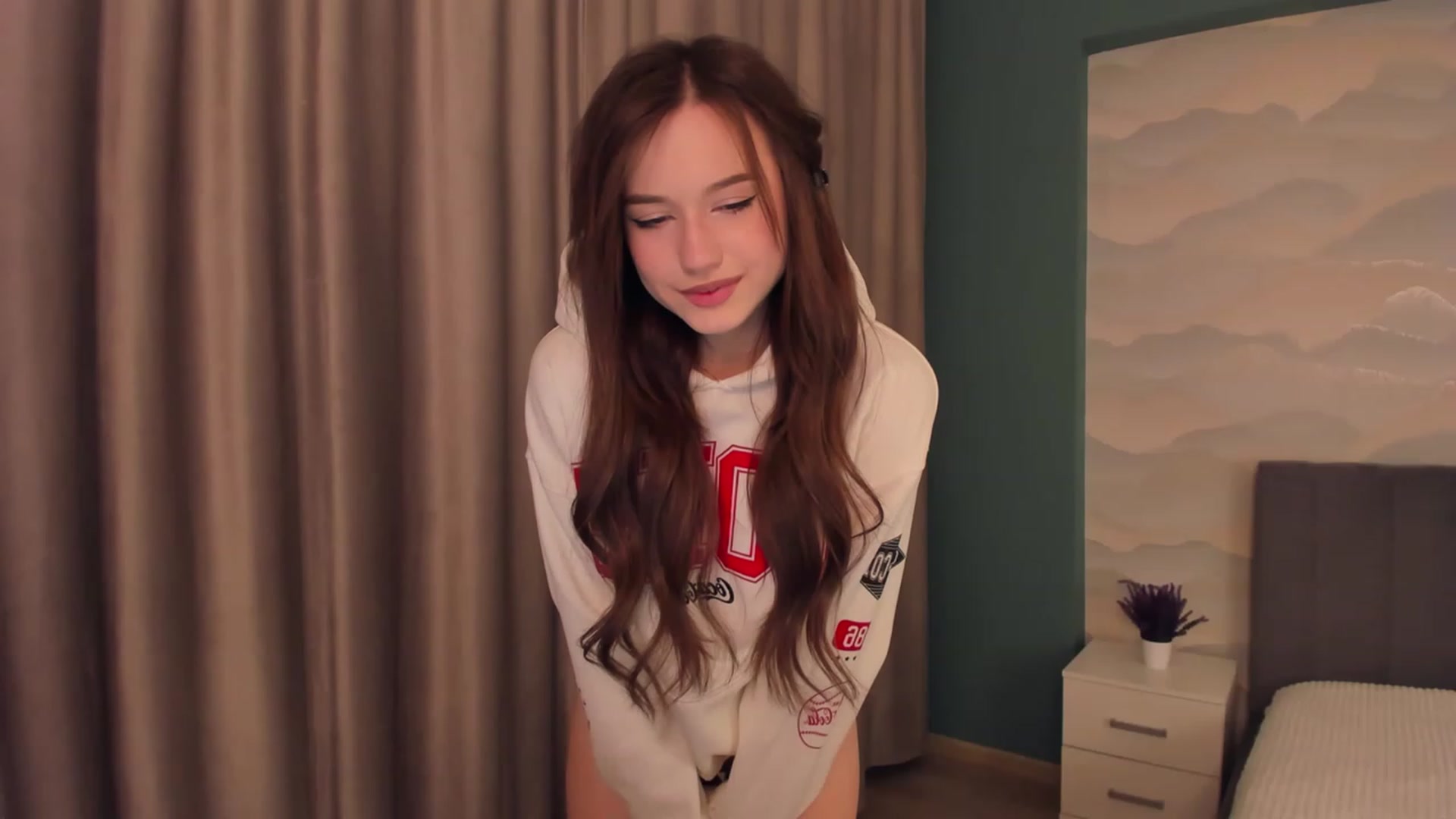 Gallery image thumbnail from Pinkgold_'s myfreecams stream on, 02/06/2023, 18:34 image 18 of 20