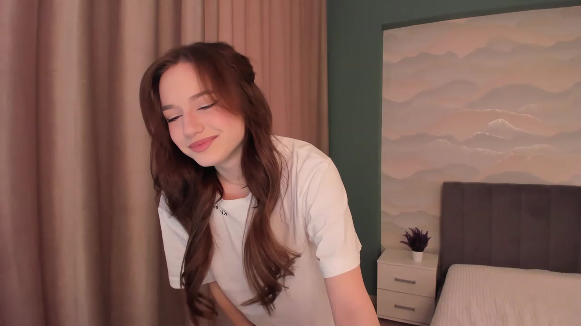Gallery image thumbnail from Pinkgold_'s myfreecams stream on, 02/09/2023, 08:41 image 6 of 20