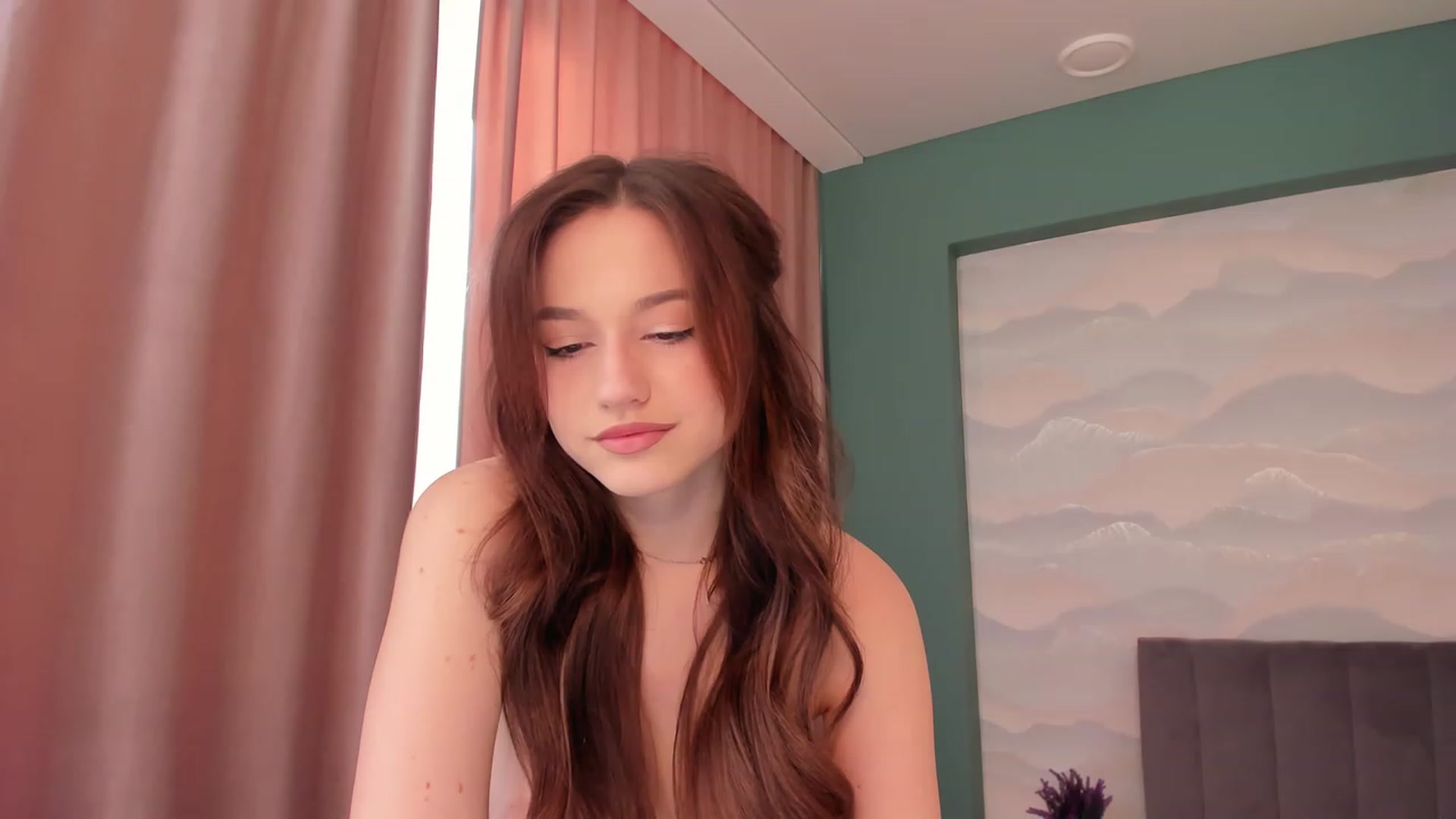 Gallery image thumbnail from Pinkgold_'s myfreecams stream on, 02/09/2023, 09:45 image 18 of 20