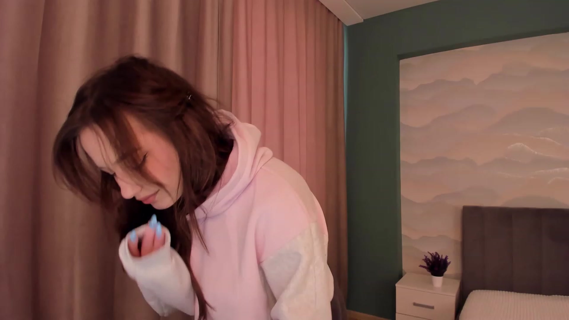 Gallery image thumbnail from Pinkgold_'s myfreecams stream on, 02/09/2023, 11:35 image 18 of 20