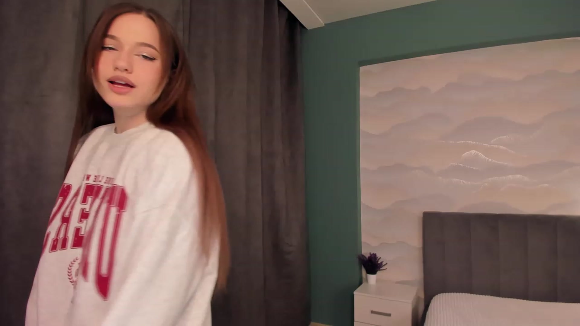 Gallery image thumbnail from Pinkgold_'s myfreecams stream on, 02/13/2023, 15:02 image 10 of 20