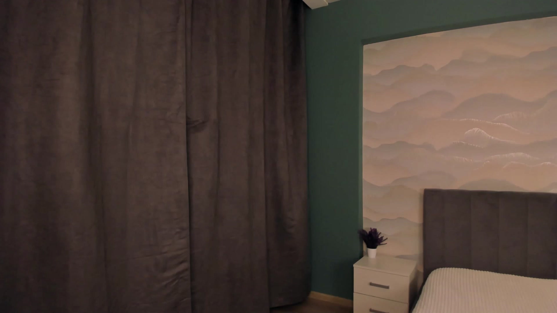 Gallery image thumbnail from Pinkgold_'s myfreecams stream on, 02/13/2023, 18:25 image 1 of 20
